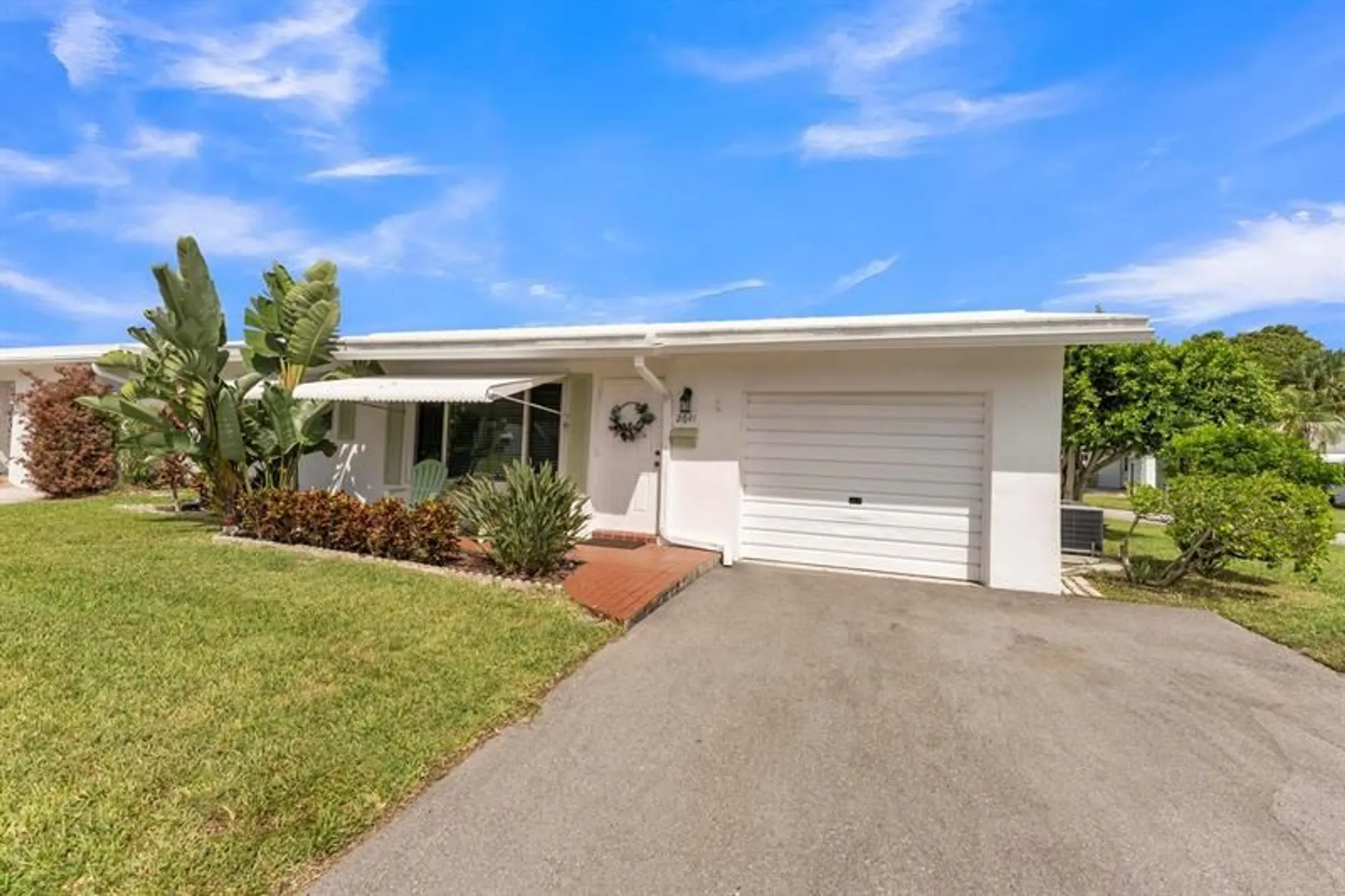 Property Slideshow image 13 of 40 | 2641 w golf blvd, Pompano Beach, FL, 33064