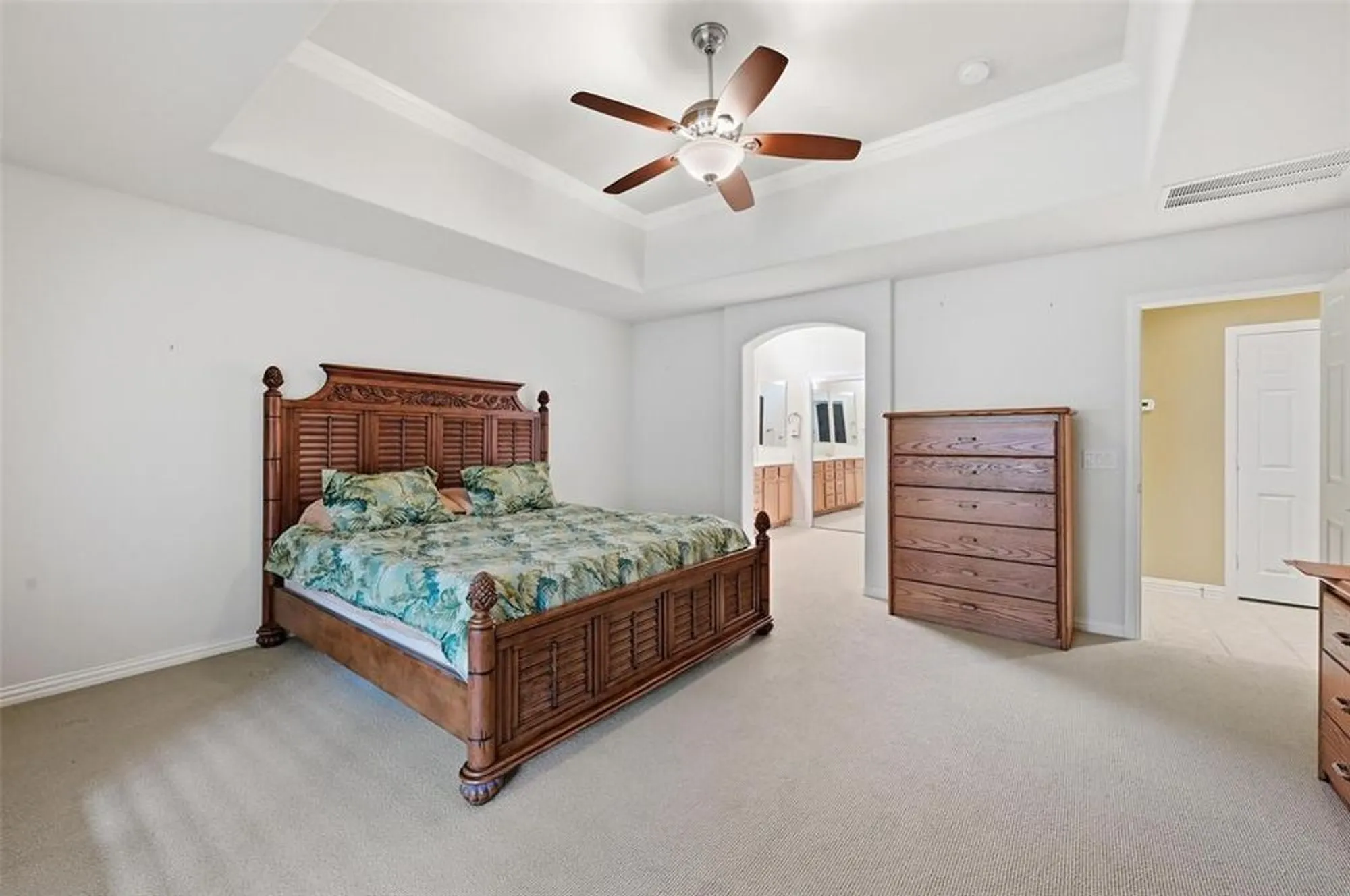 Property Slideshow image 18 of 39 | 10417 belvedere dr, Denton, TX, 76207