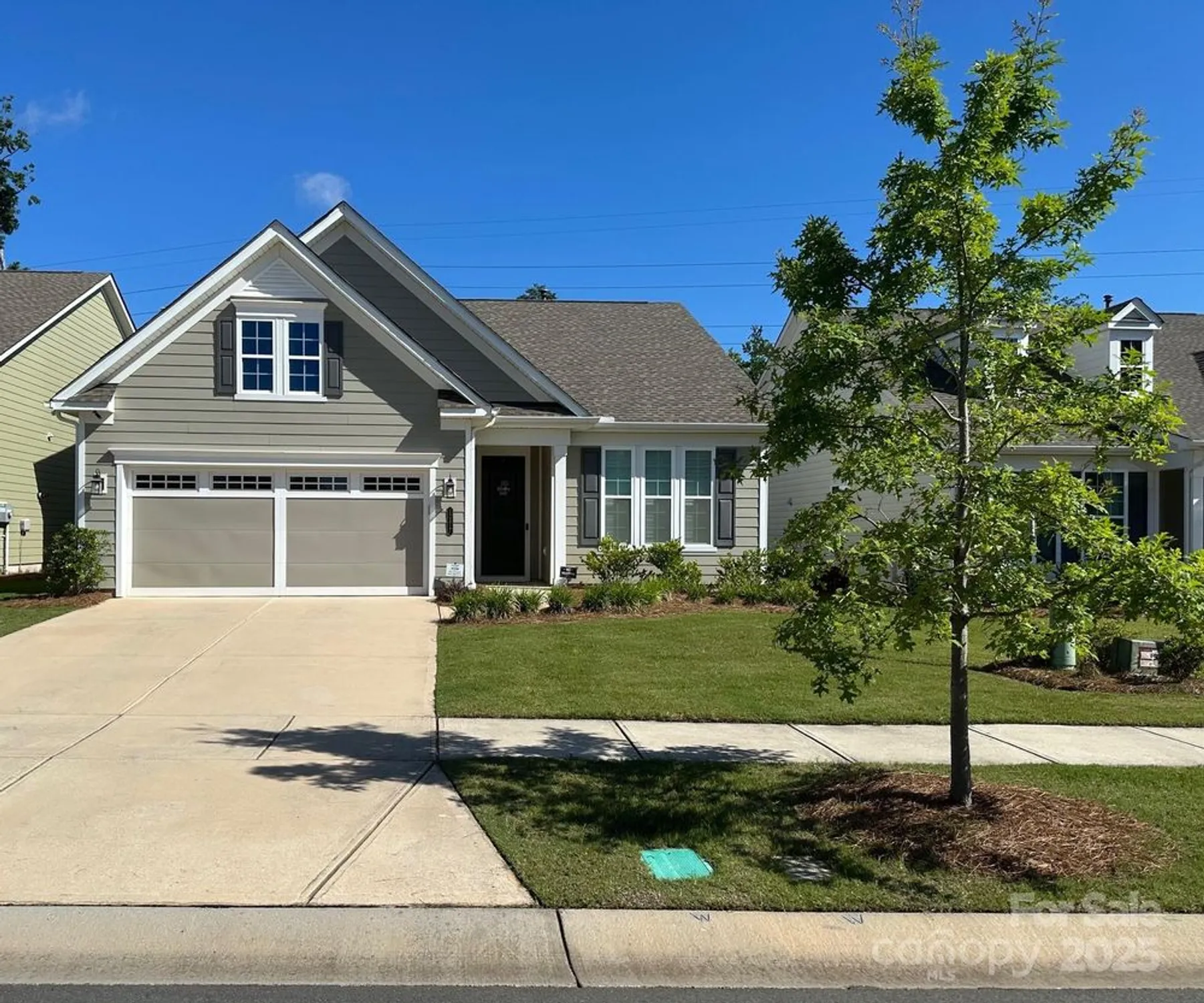 Property Slideshow image 2 of 46 | 12417 old iron ln, Charlotte, NC, 28215