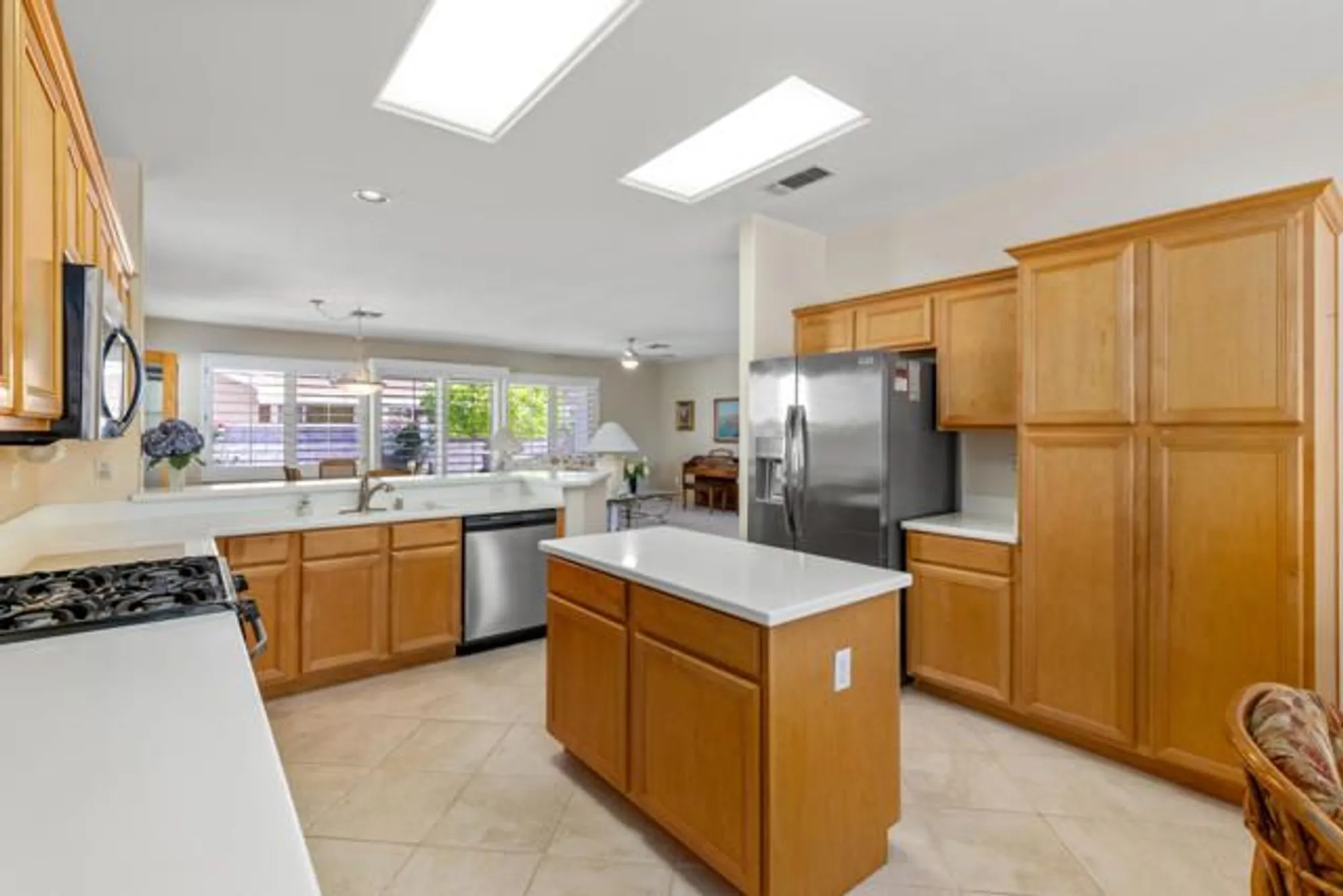 Property Slideshow image 24 of 71 | 78664 platinum dr, Palm Desert, CA, 92211