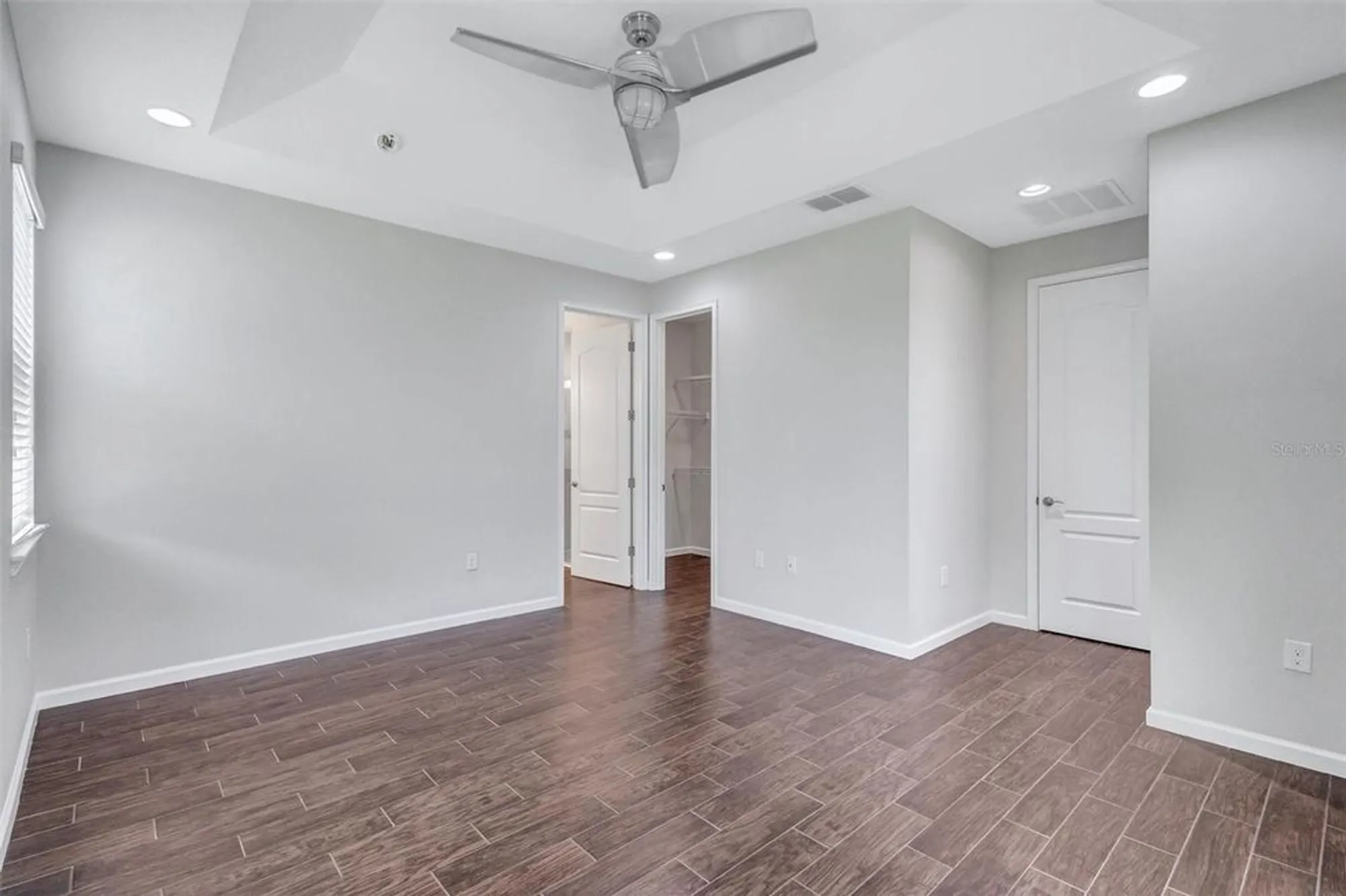 Property Slideshow image 21 of 55 | 5221 horizon cv, Bradenton, FL, 34211