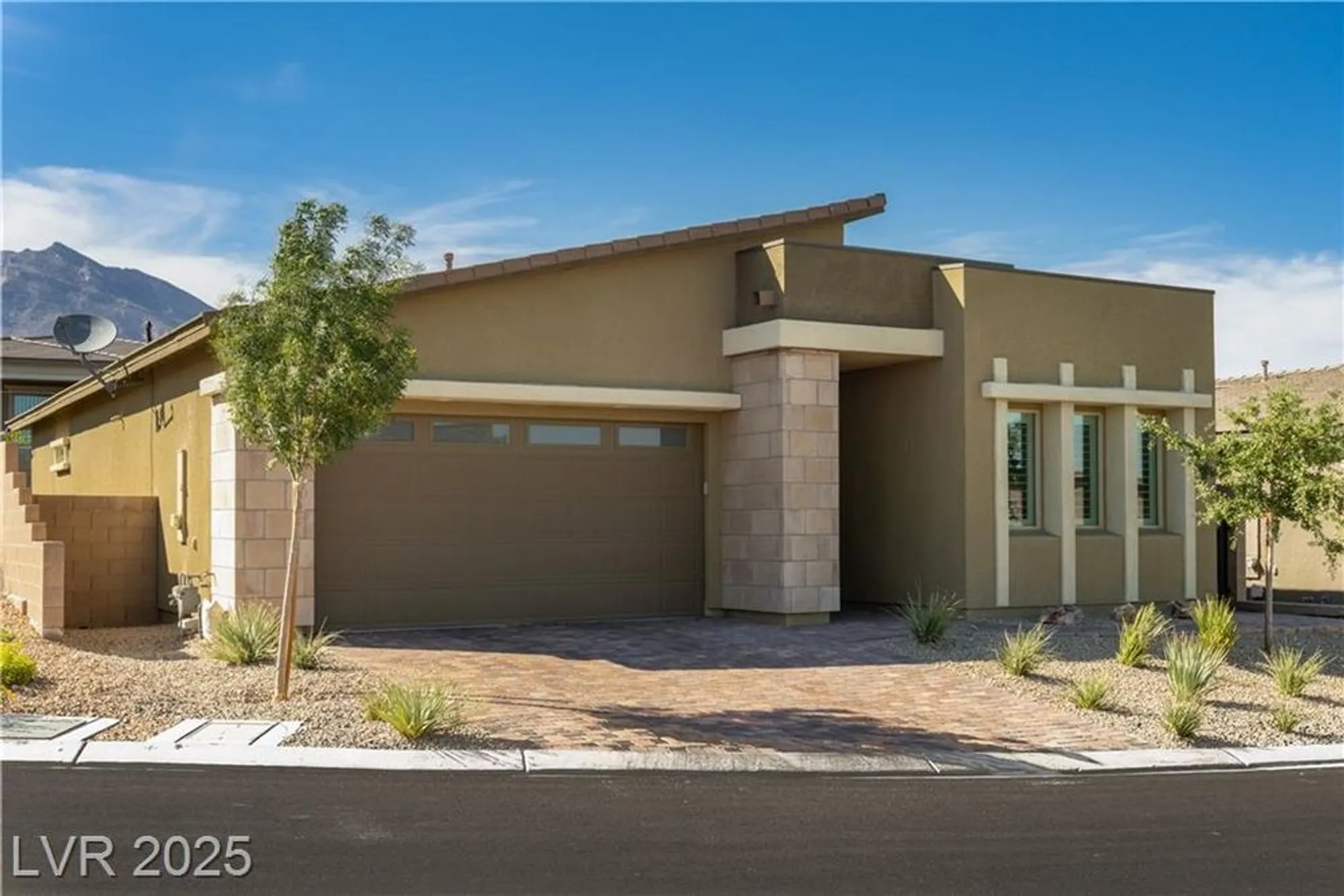 Property Slideshow image 39 of 44 | 12438 heritage bend dr, Las Vegas, NV, 89138