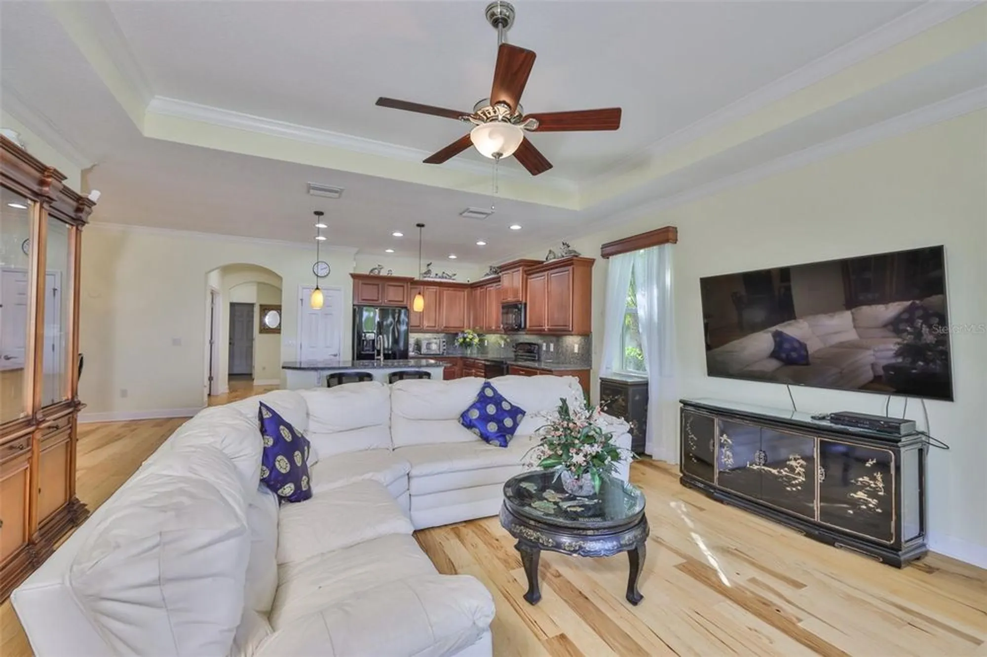 Property Slideshow image 20 of 77 | 2241 nottingham greens dr, Sun City Center, FL, 33573