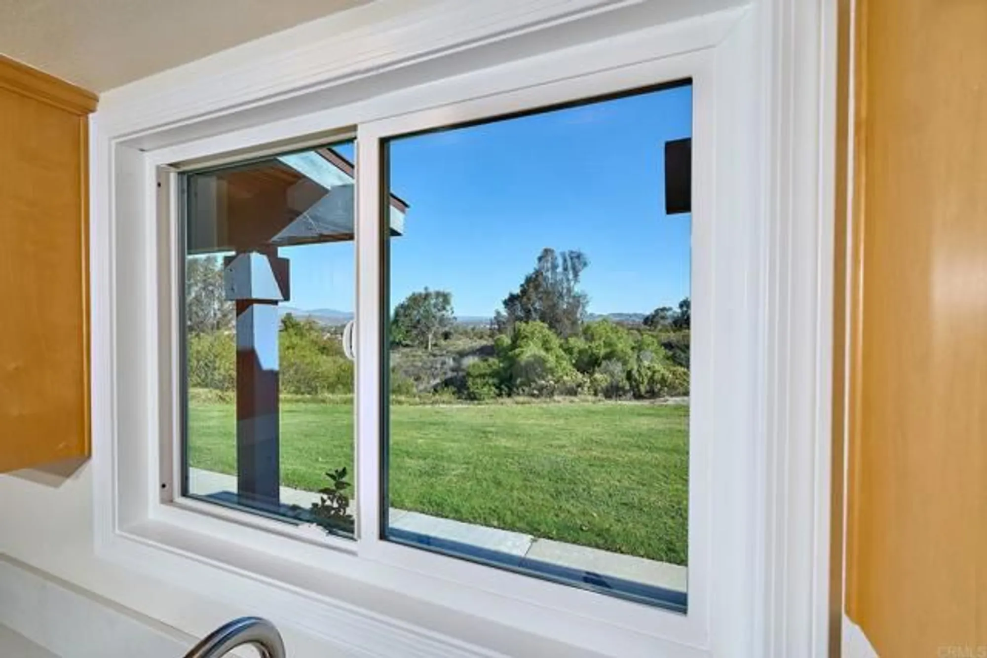 Property Slideshow image 10 of 23 | 942 royal tern way, Oceanside, CA, 92057