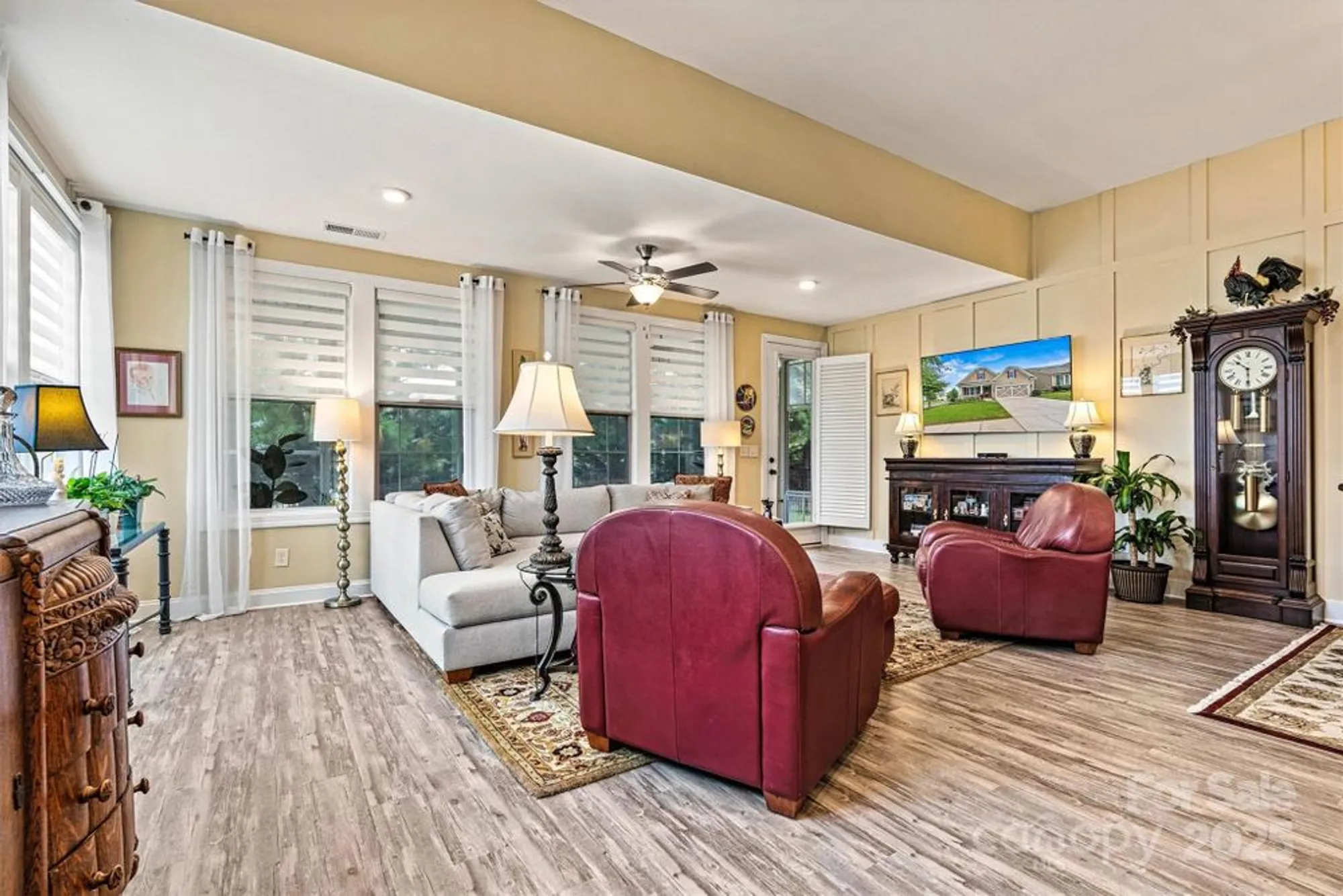 Property Slideshow image 13 of 43 | 8218 festival way, Charlotte, NC, 28215
