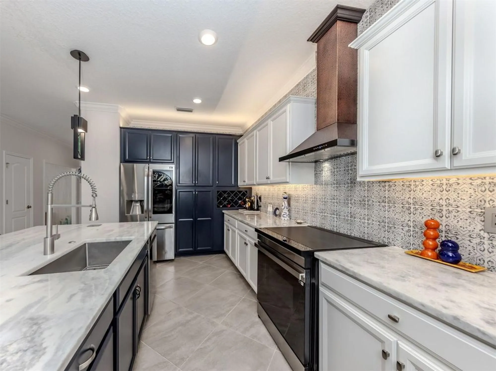 Property Slideshow image 34 of 99 | 10132 colubrina dr, Venice, FL, 34293