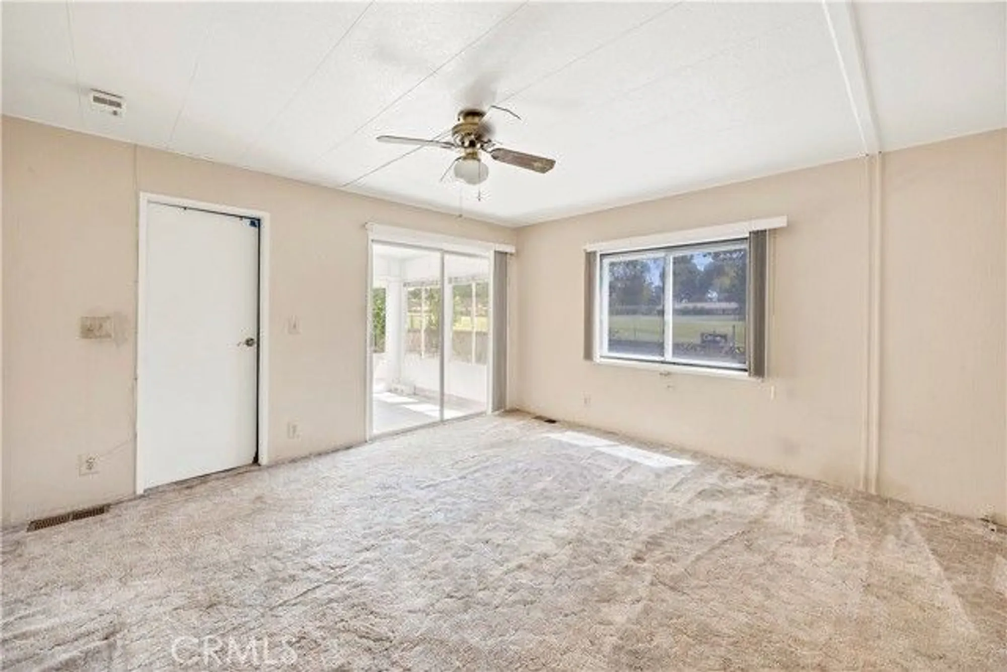 Property Slideshow image 23 of 54 | 1272 brentwood way, Hemet, CA, 92545