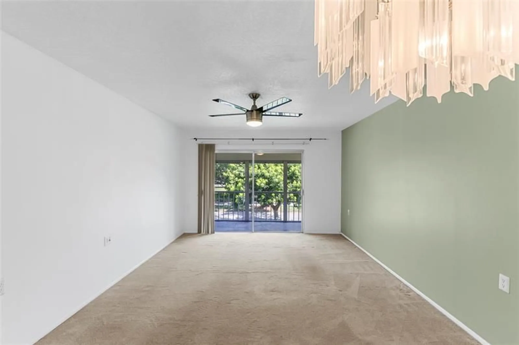 Property Slideshow image 6 of 31 | 2701 nassau bnd d2, Coconut Creek, FL, 33066