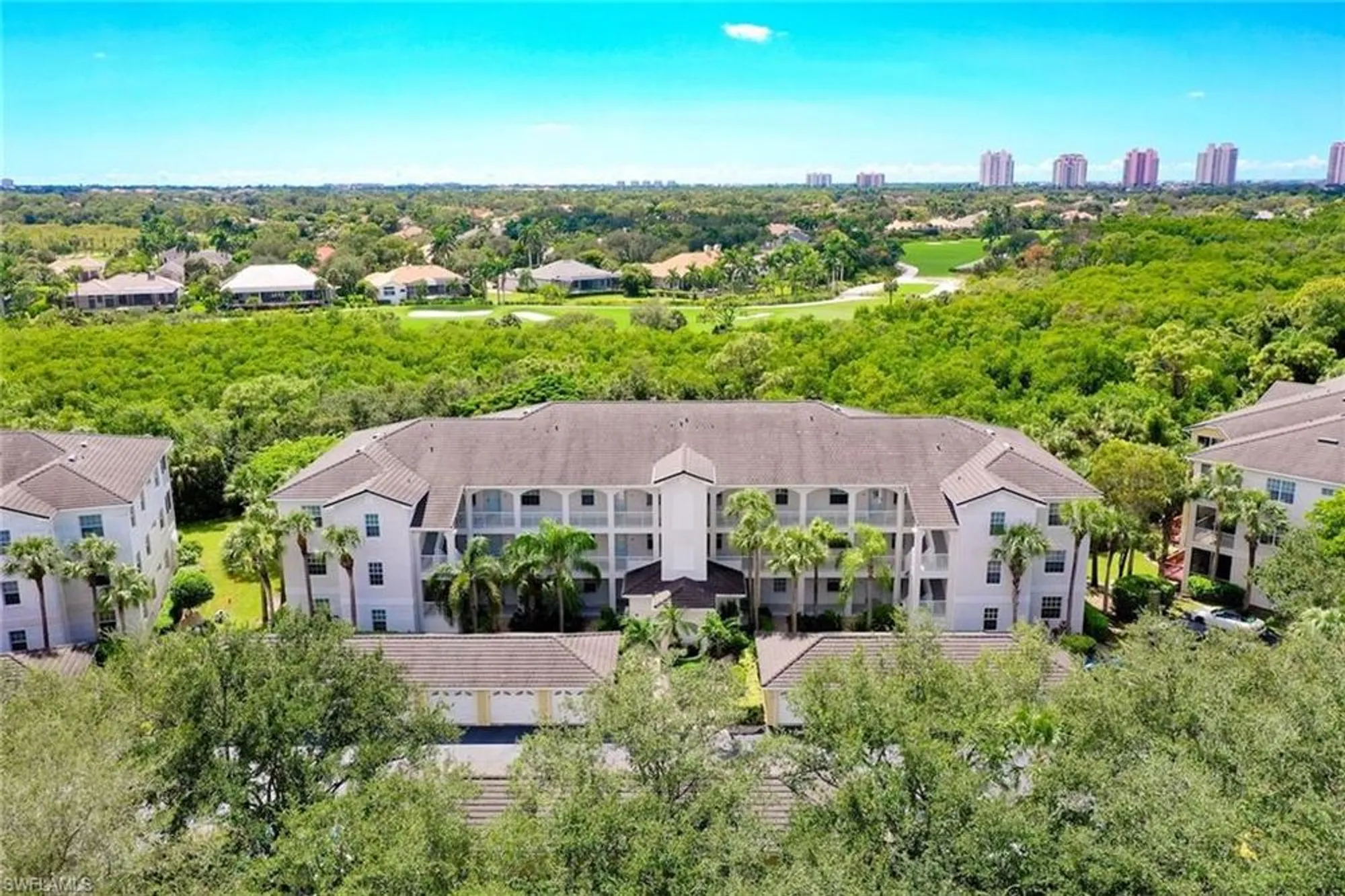 Property Slideshow image 31 of 48 | 3471 pointe creek ct 204, Bonita Springs, FL, 34134