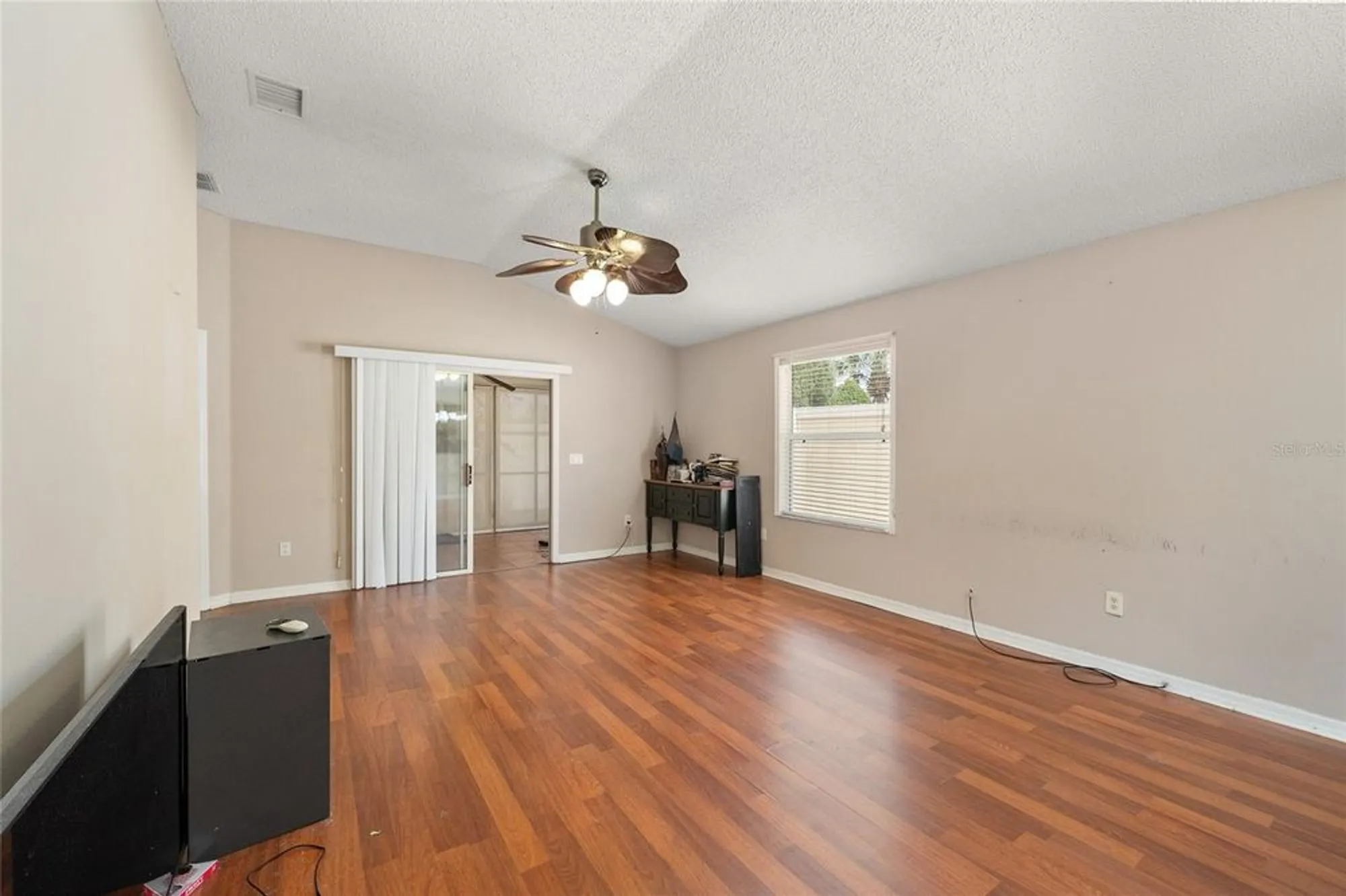 Property Slideshow image 12 of 28 | 1410 natalie ln, The Villages, FL, 32162