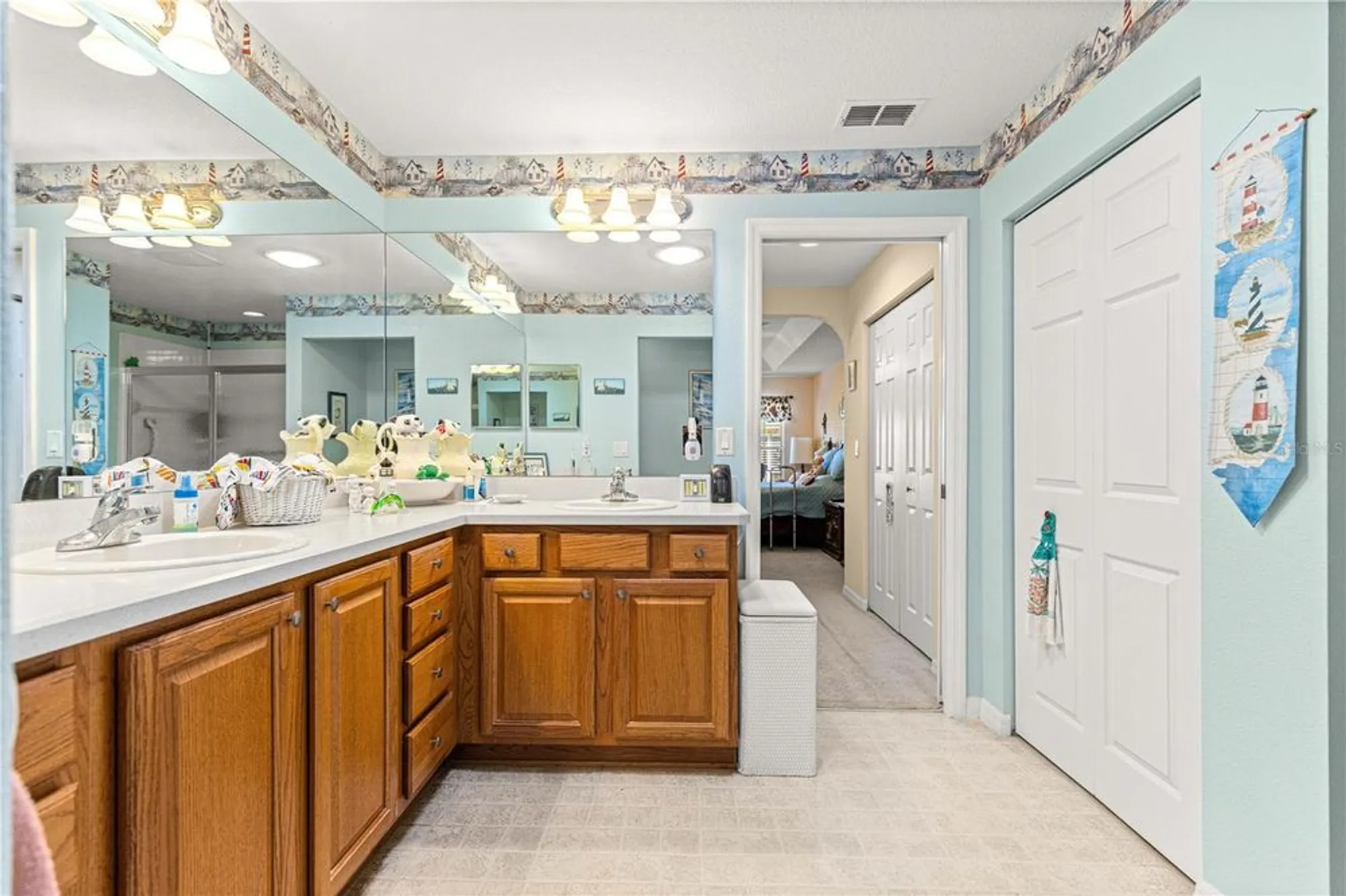 Property Slideshow image 17 of 41 | 7975 sw 83rd pl, Ocala, FL, 34476