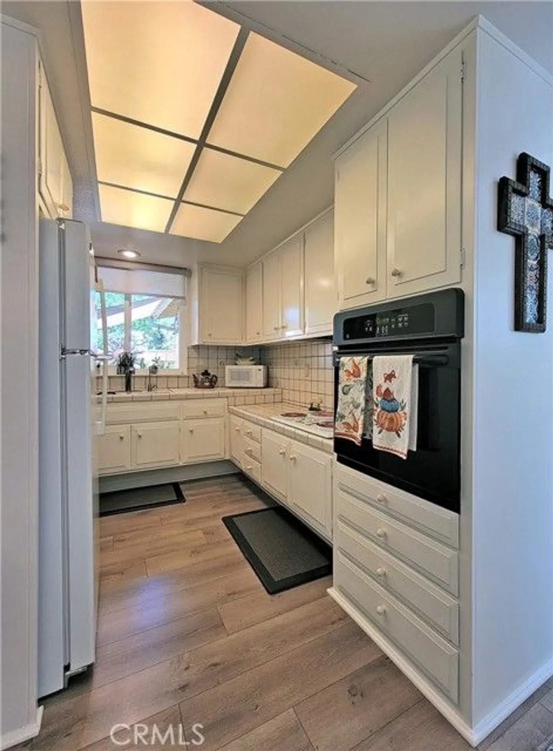 Property Slideshow image 11 of 33 | 191 avenida majorca d, Laguna Woods, CA, 92637