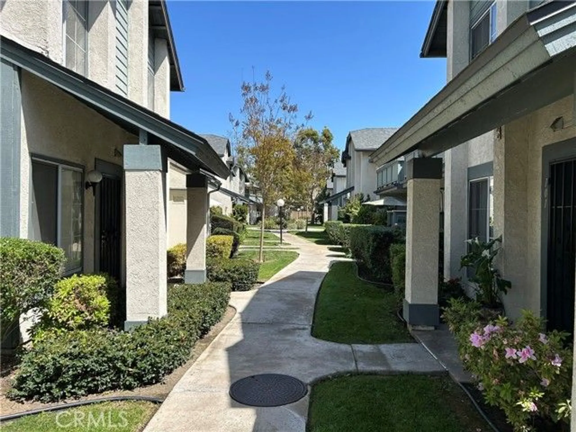 Property Slideshow image 40 of 47 | 18232 parkview ln 103, Huntington Beach, CA, 92648