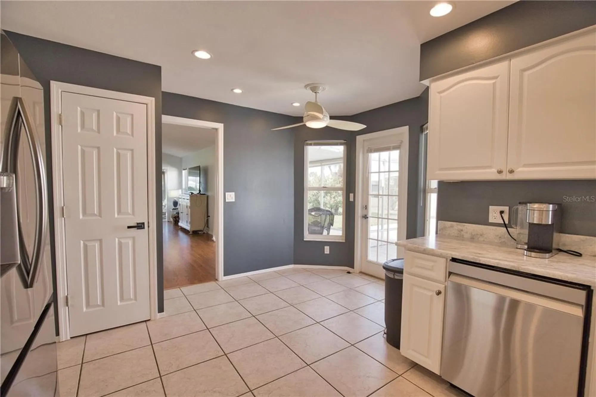 Property Slideshow image 18 of 46 | 698 harrington lake dr 9, Venice, FL, 34293