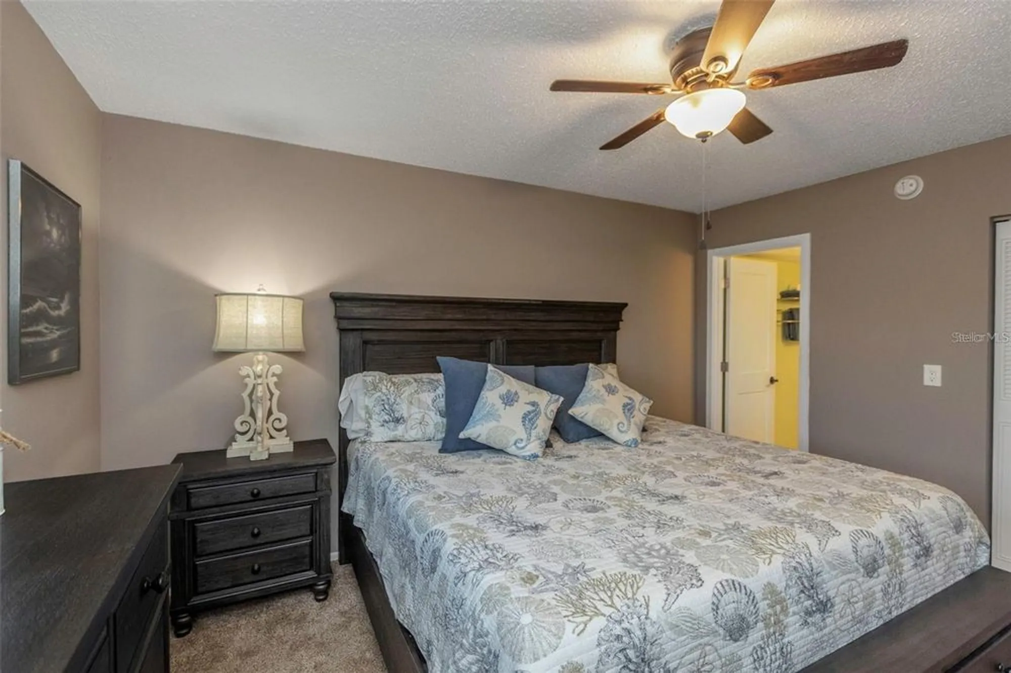 Property Slideshow image 16 of 37 | 940 virginia st 303, Dunedin, FL, 34698