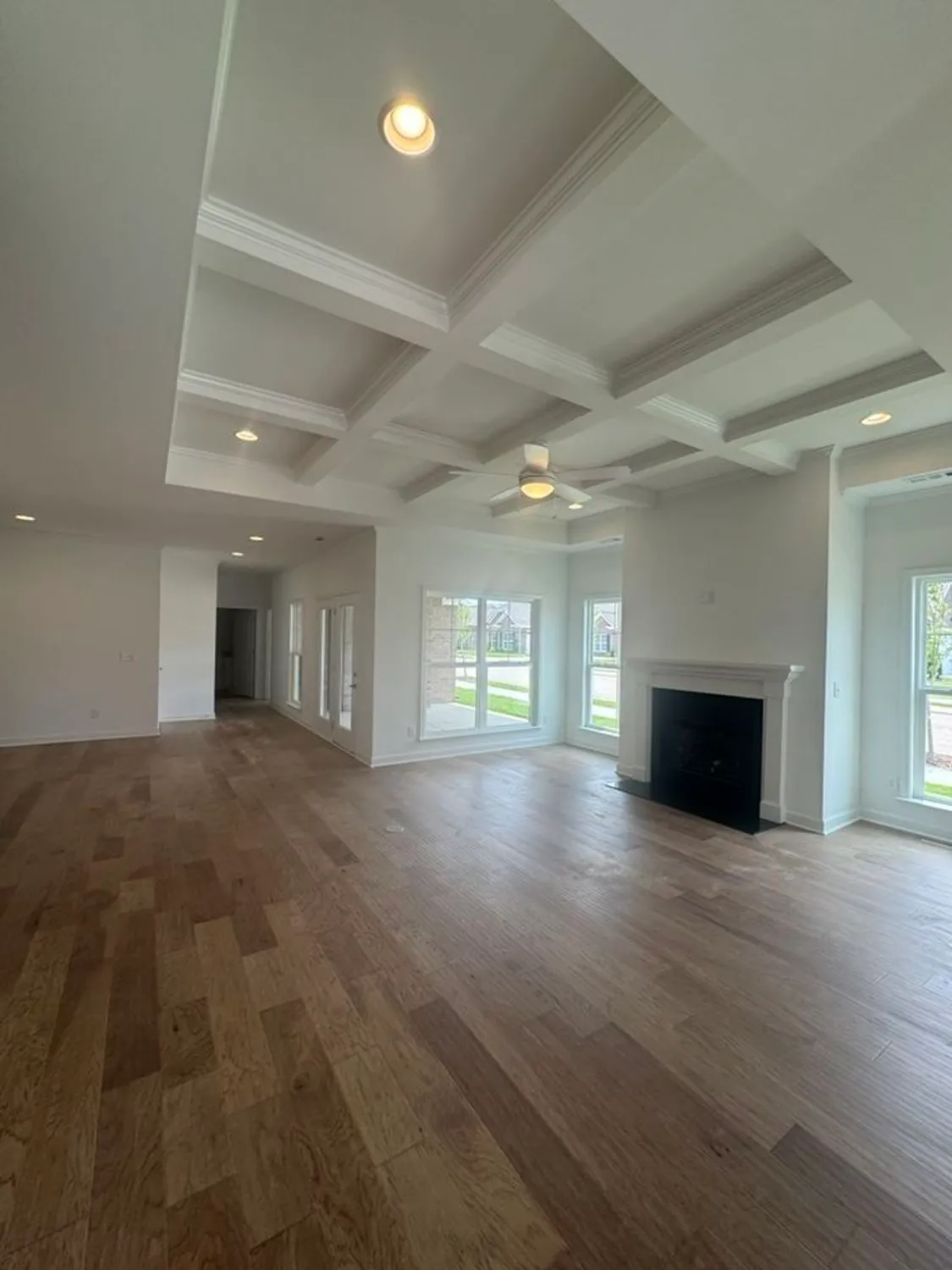 Property Slideshow image 4 of 42 | 6173 parkhaven blvd, Hermitage, TN, 37076