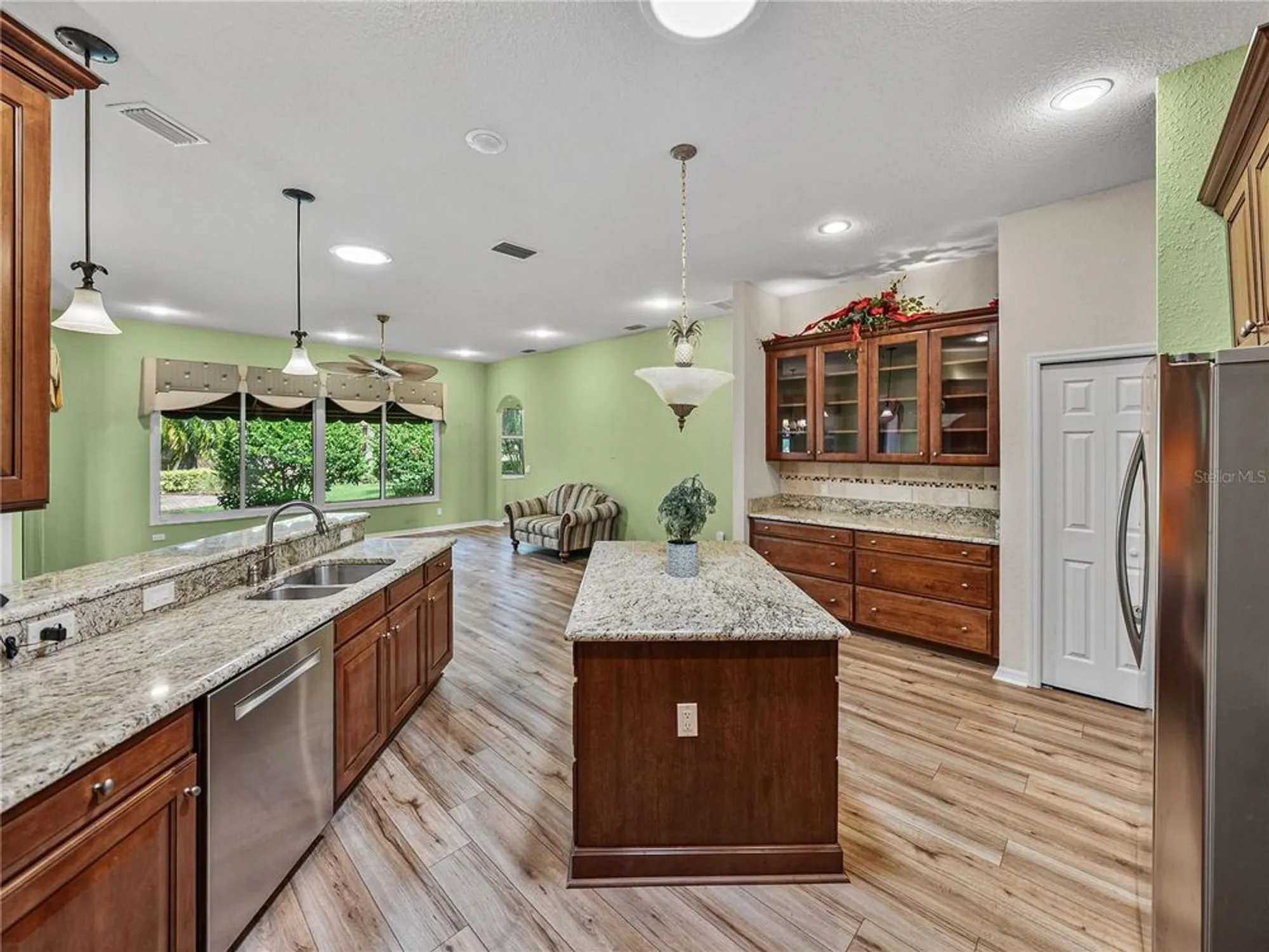 Property Slideshow image 18 of 94 | 4004 sable loop dr, Lake Wales, FL, 33859