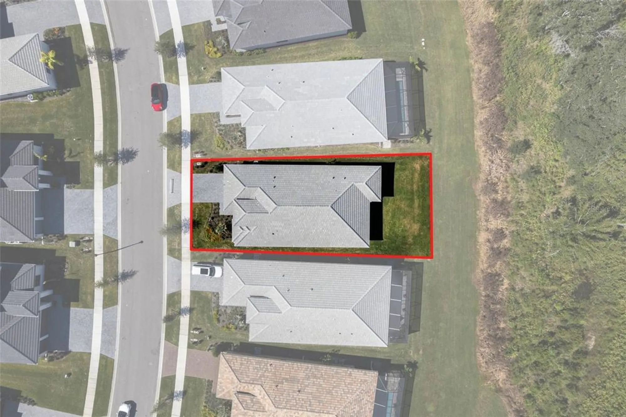 Property Slideshow image 24 of 49 | 4984 fairhope cir, Lakewood Ranch, FL, 34211