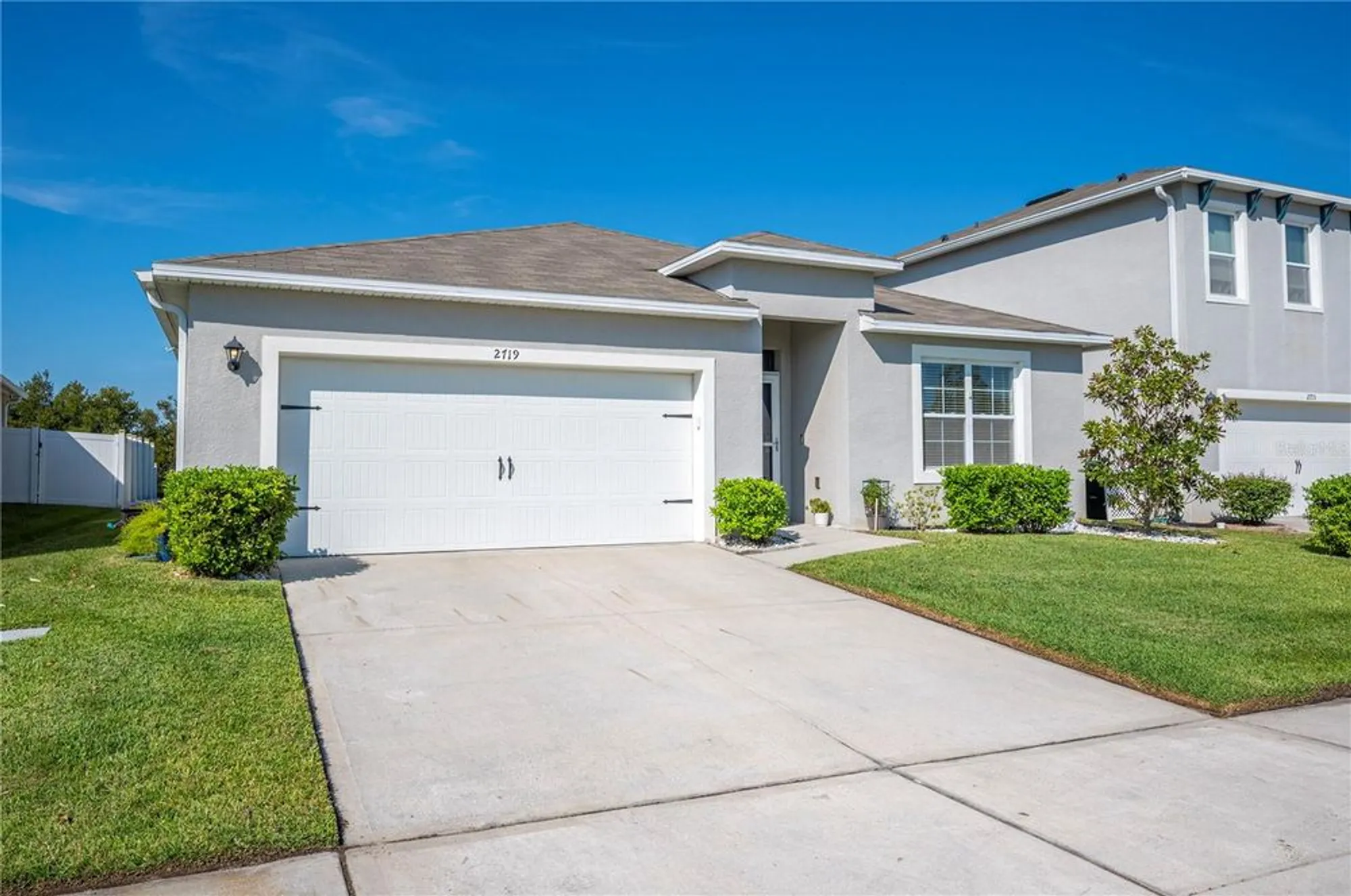 Property Slideshow image 40 of 41 | 2719 grandbury grove rd, Lakeland, FL, 33811