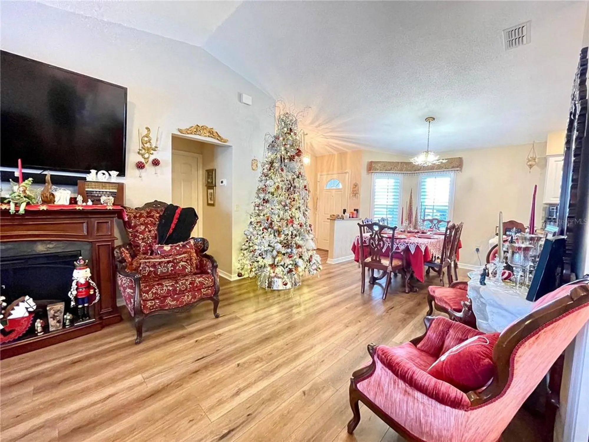 Property Slideshow image 42 of 45 | 6323 silver lakes dr, Lakeland, FL, 33810
