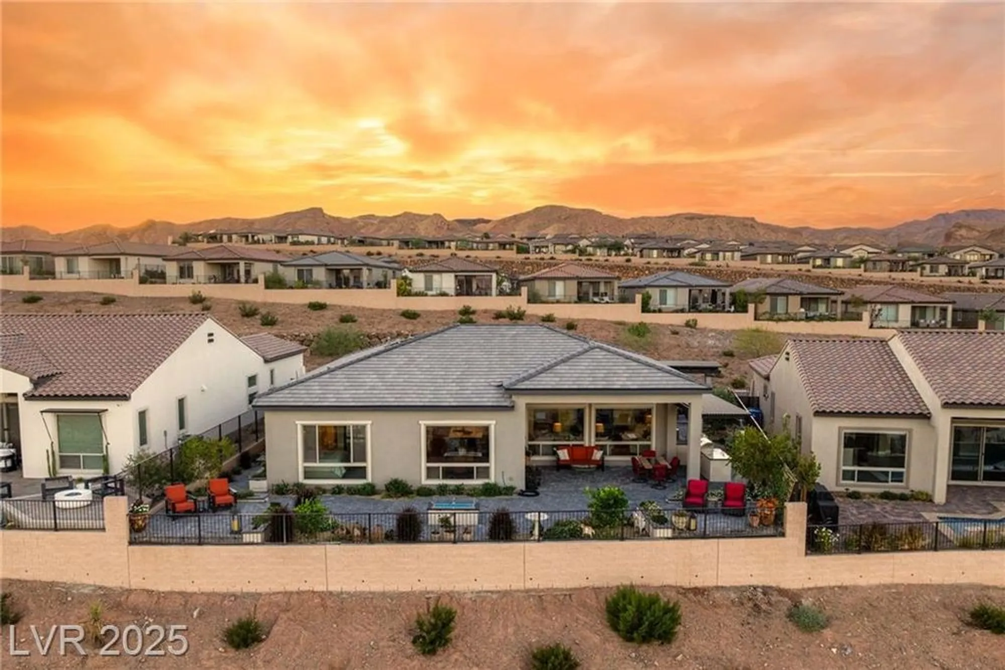 Property Slideshow image 61 of 74 | 156 stone mesa ct, Henderson, NV, 89011
