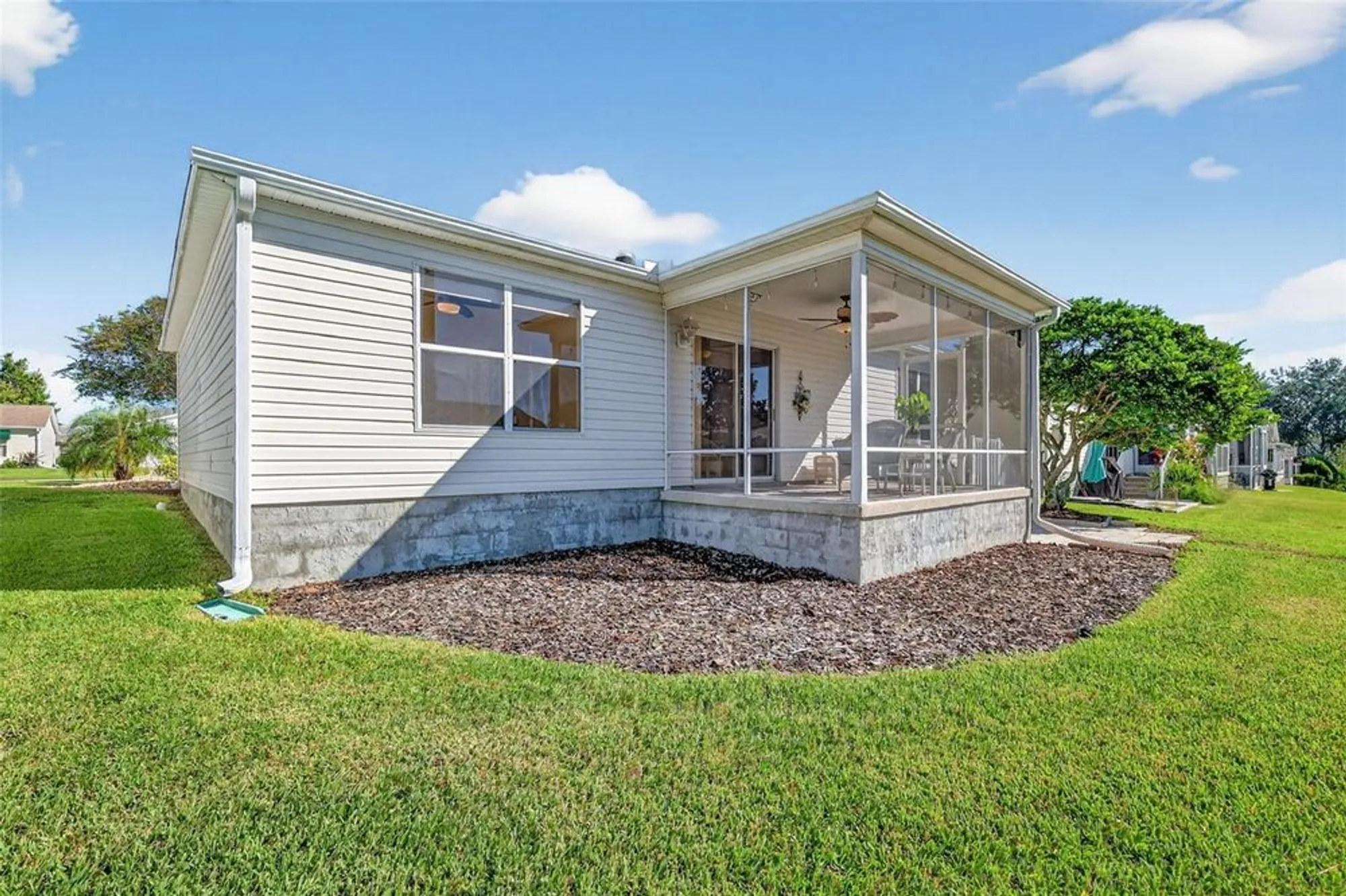Property Slideshow image 39 of 39 | 17076 se 96th chapelwood cir, The Villages, FL, 32162