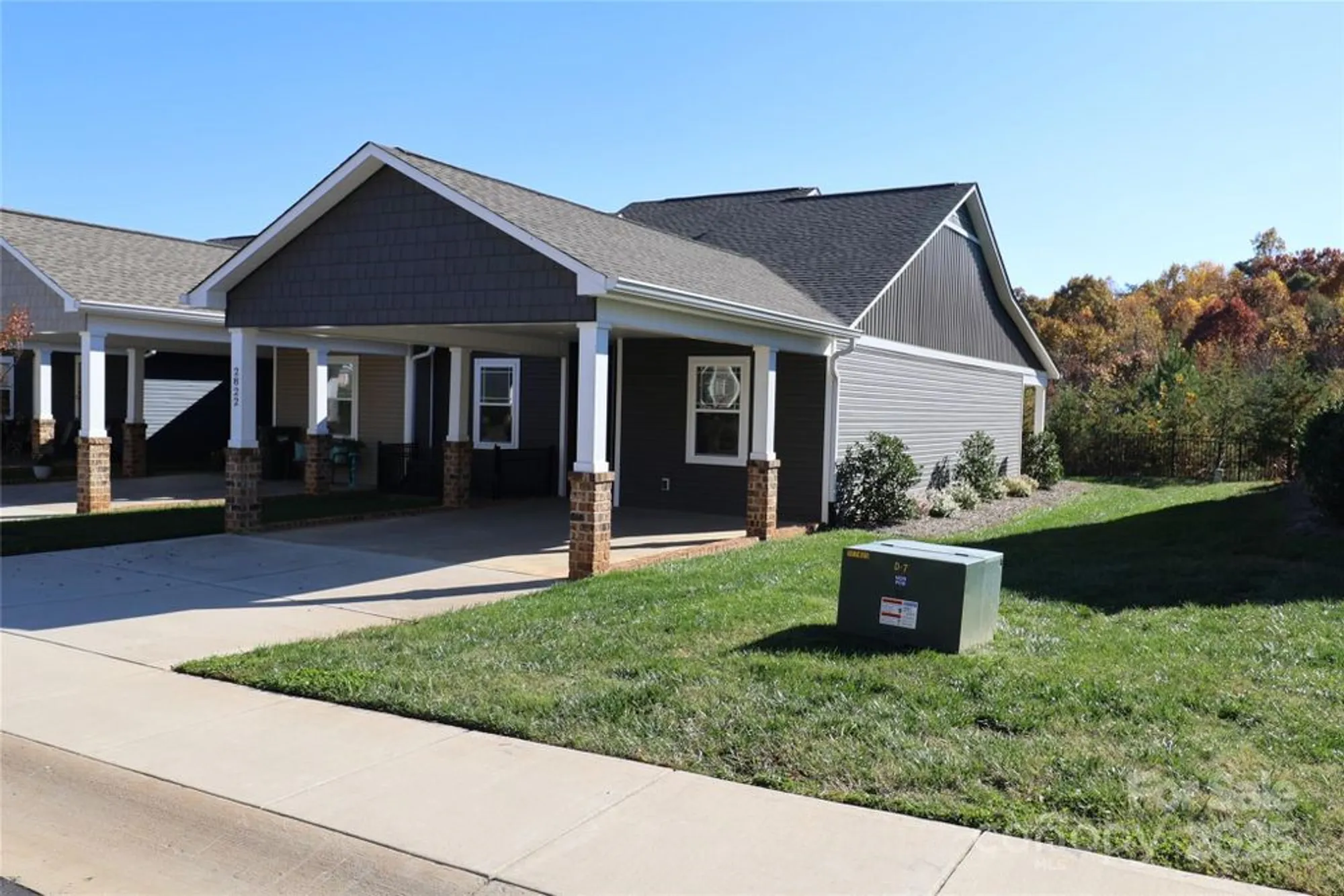 Property Slideshow image 1 of 26 | 2822 15th avenue pl se, Hickory, NC, 28602