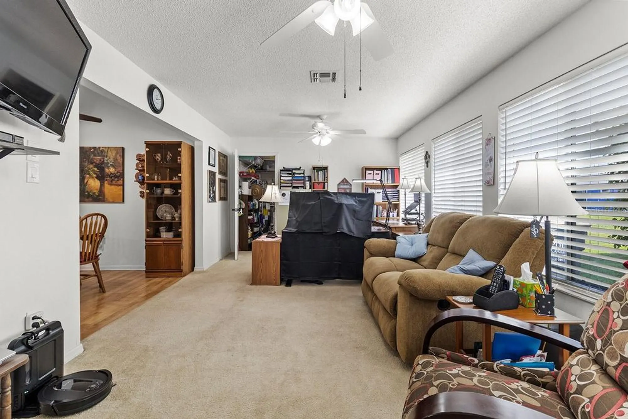 Property Slideshow image 14 of 33 | 4846 colonnades club blvd, Lakeland, FL, 33811