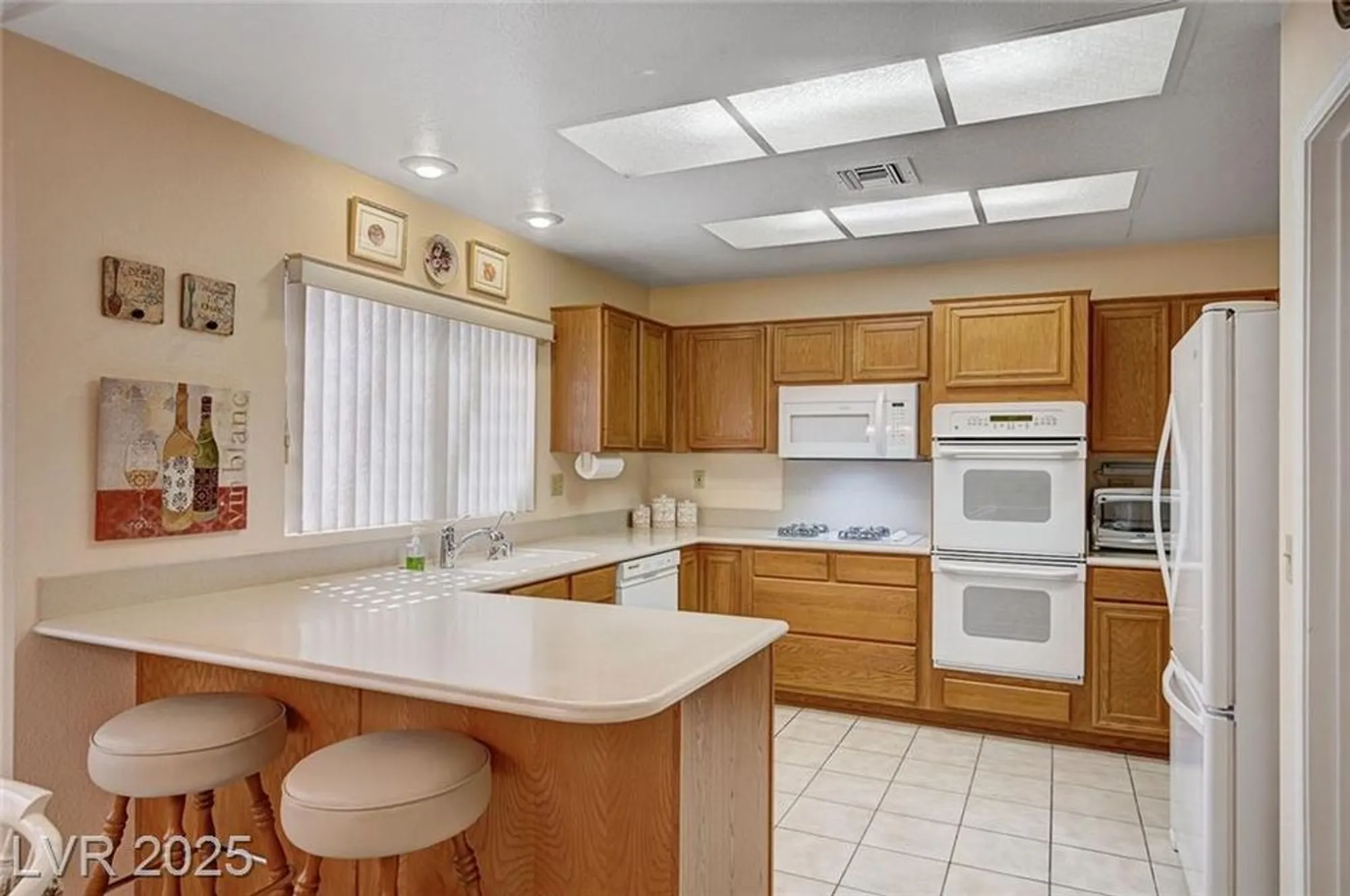 Property Slideshow image 21 of 65 | 8845 sunny mead ct, Las Vegas, NV, 89134
