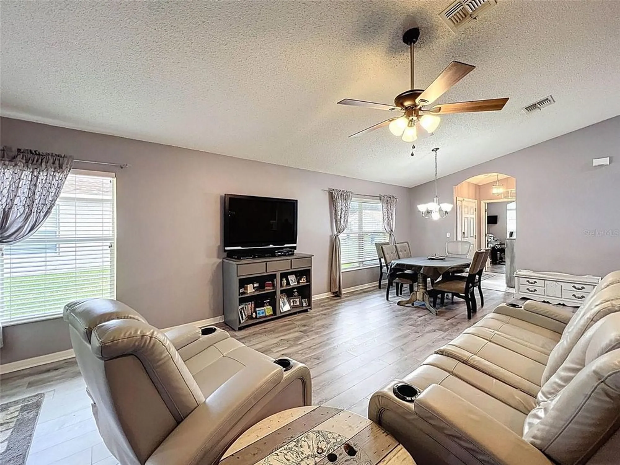 Property Slideshow image 22 of 61 | 189 center oak cir, Spring Hill, FL, 34609