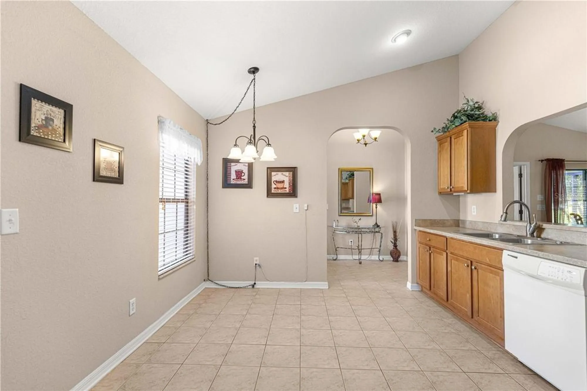 Property Slideshow image 9 of 39 | 12054 se 174th pl, Summerfield, FL, 34491