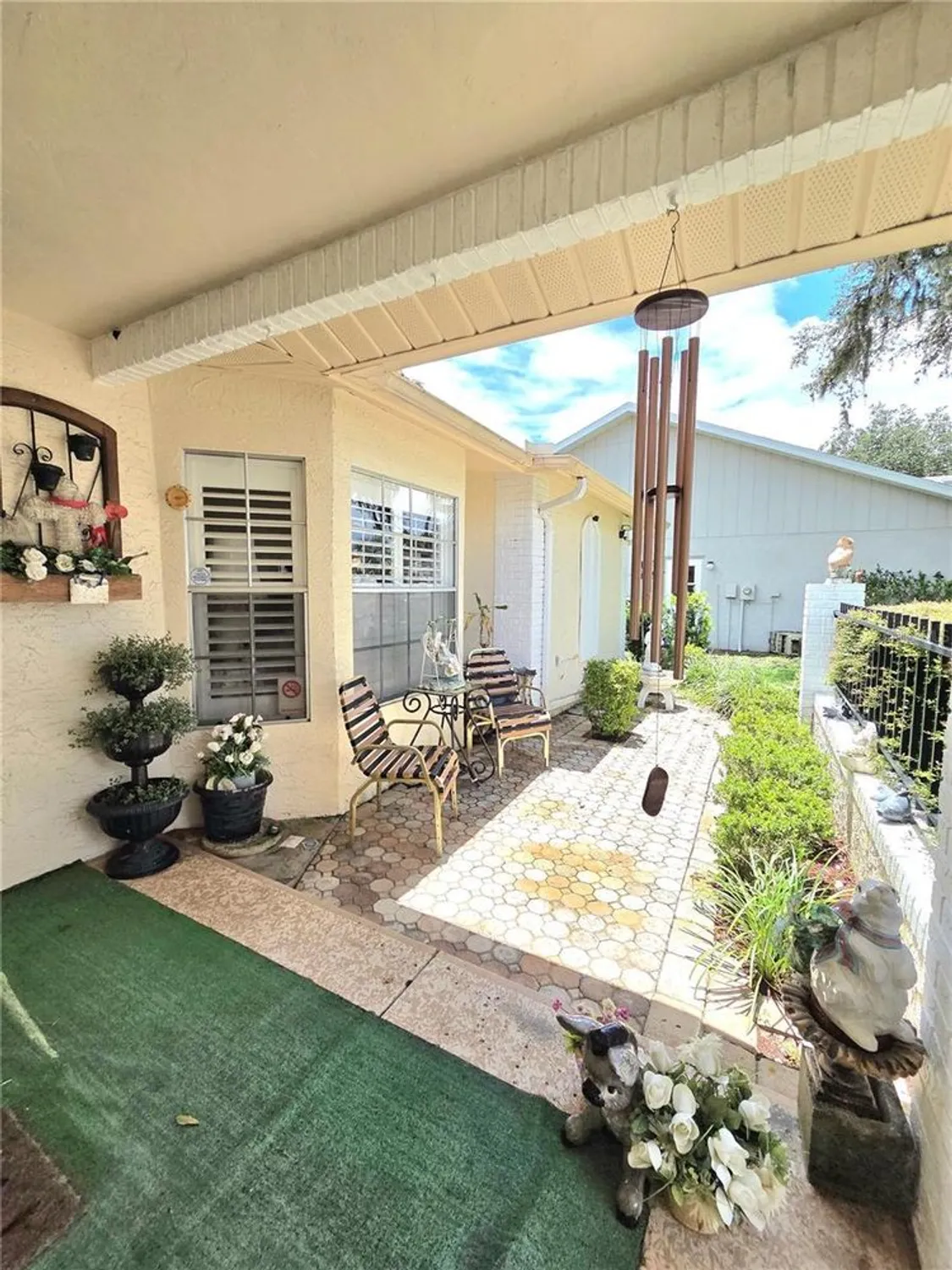 Property Slideshow image 5 of 48 | 9902 saint joseph ct, New Port Richey, FL, 34655