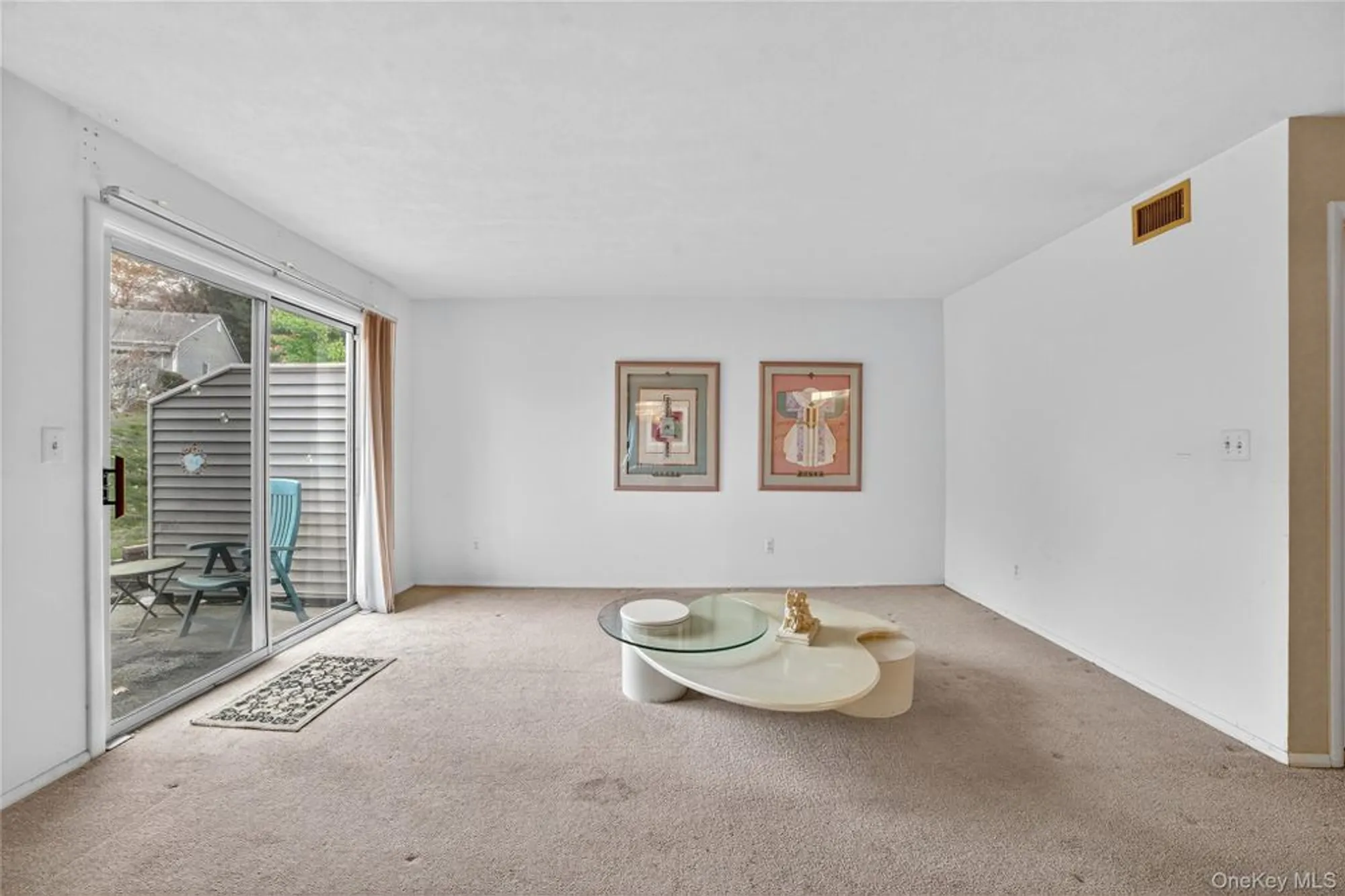 Property Slideshow image 10 of 39 | 175 long hill dr b, Yorktown Heights, NY, 10598