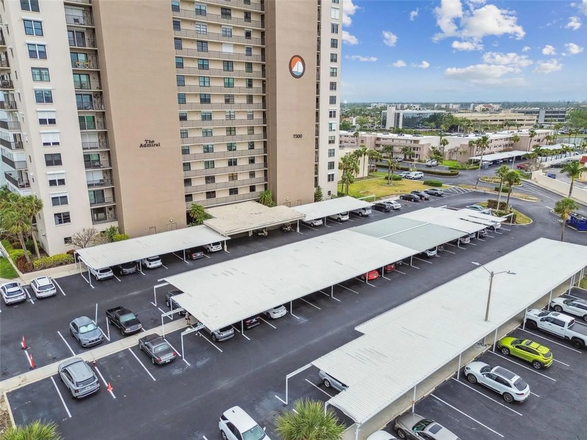 Property Slideshow image 8 of 73 | 7300 sun island dr 1705, South Pasadena, FL, 33707