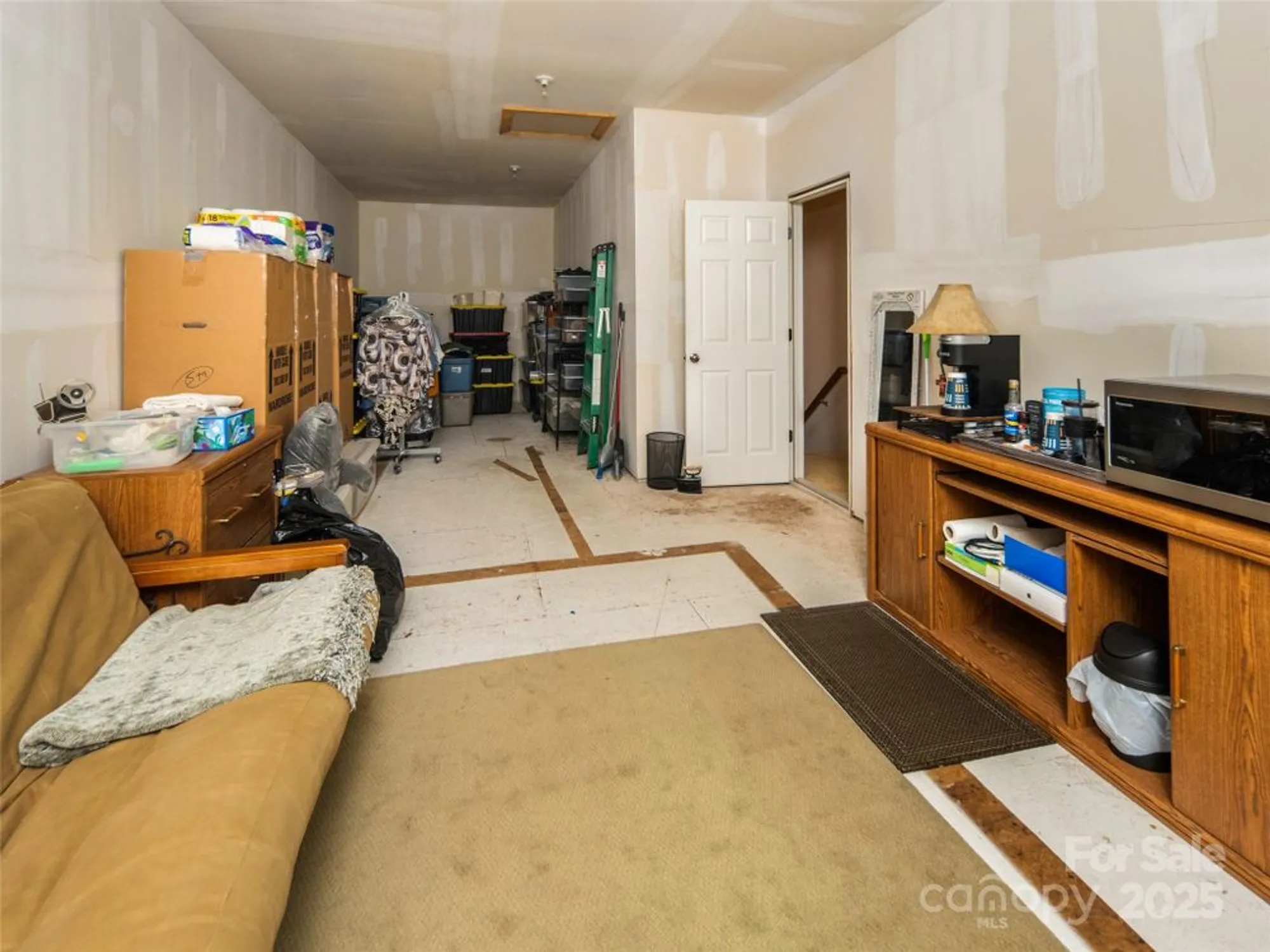 Property Slideshow image 25 of 48 | 588 welsh partridge cir, Biltmore Lake, NC, 28715