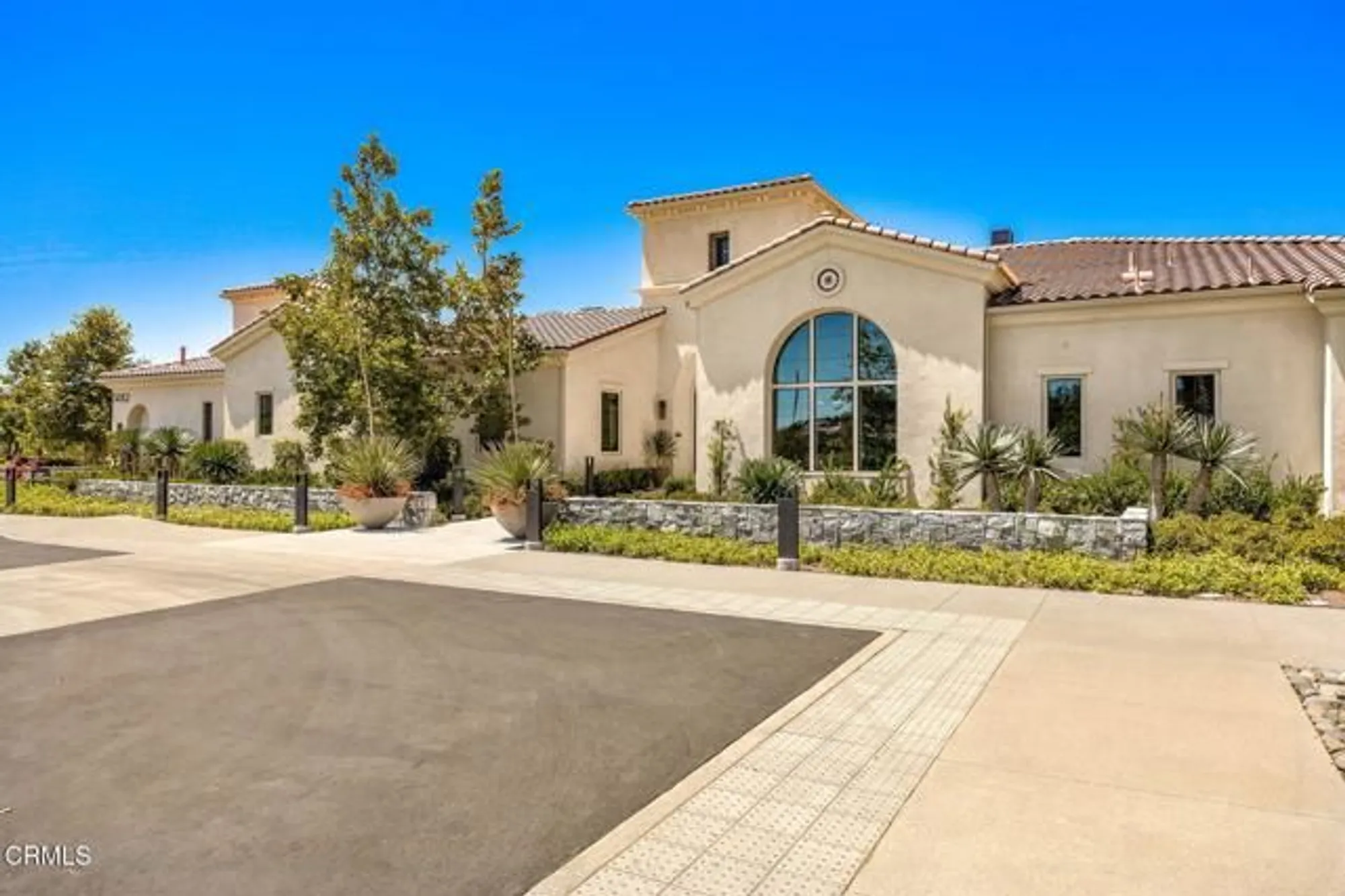 Property Slideshow image 64 of 78 | 2420 quartsite dr, Camarillo, CA, 93012