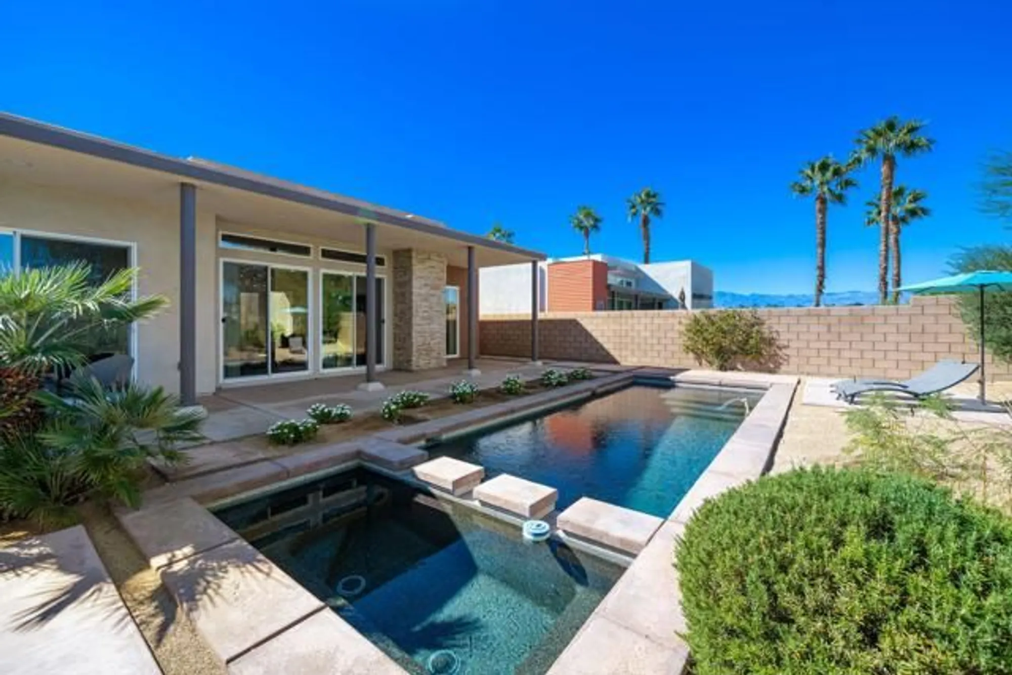 Property Slideshow image 34 of 48 | 730 equinox way, Palm Springs, CA, 92262