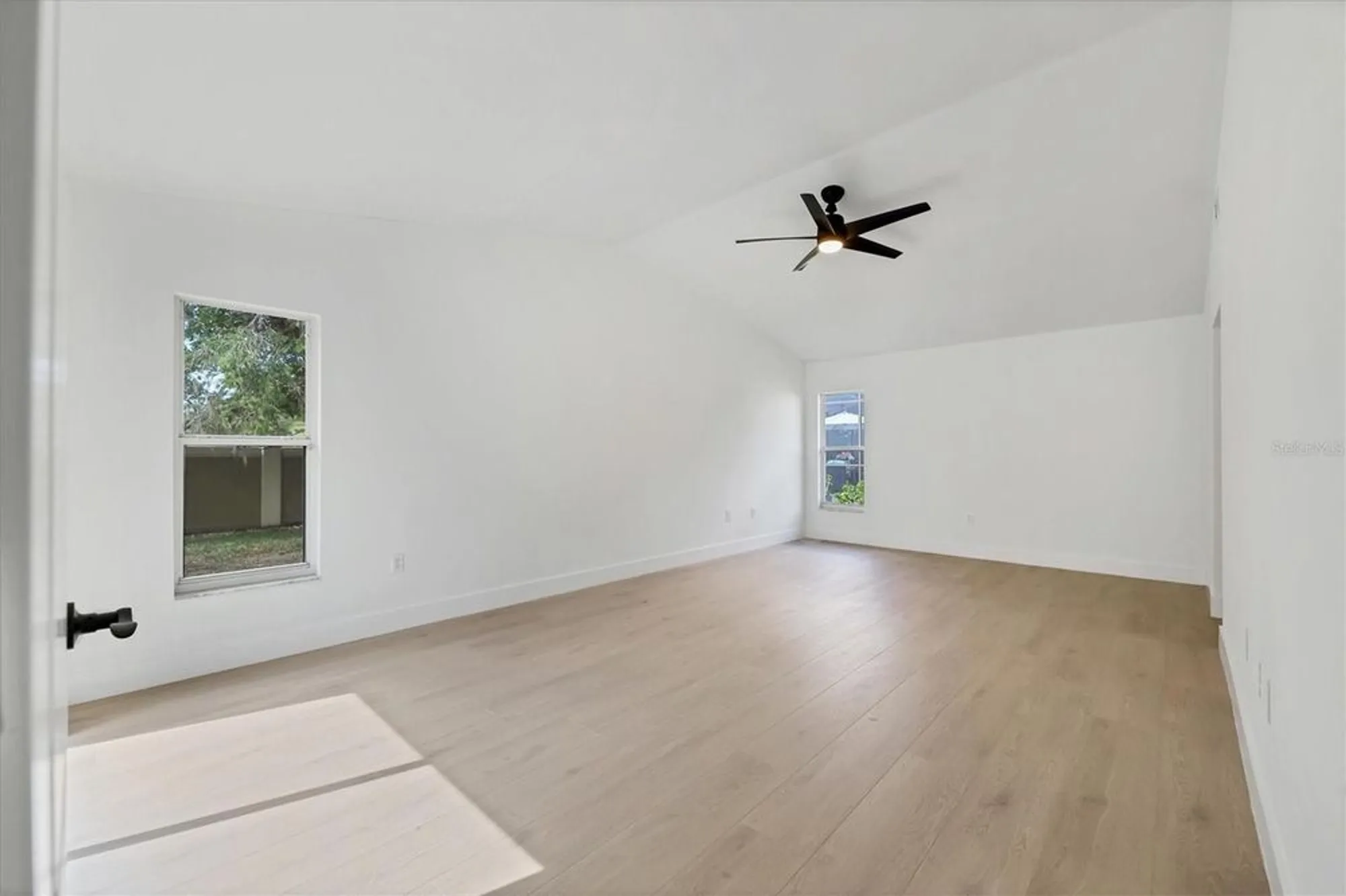 Property Slideshow image 17 of 55 | 6409 stone river rd, Bradenton, FL, 34203