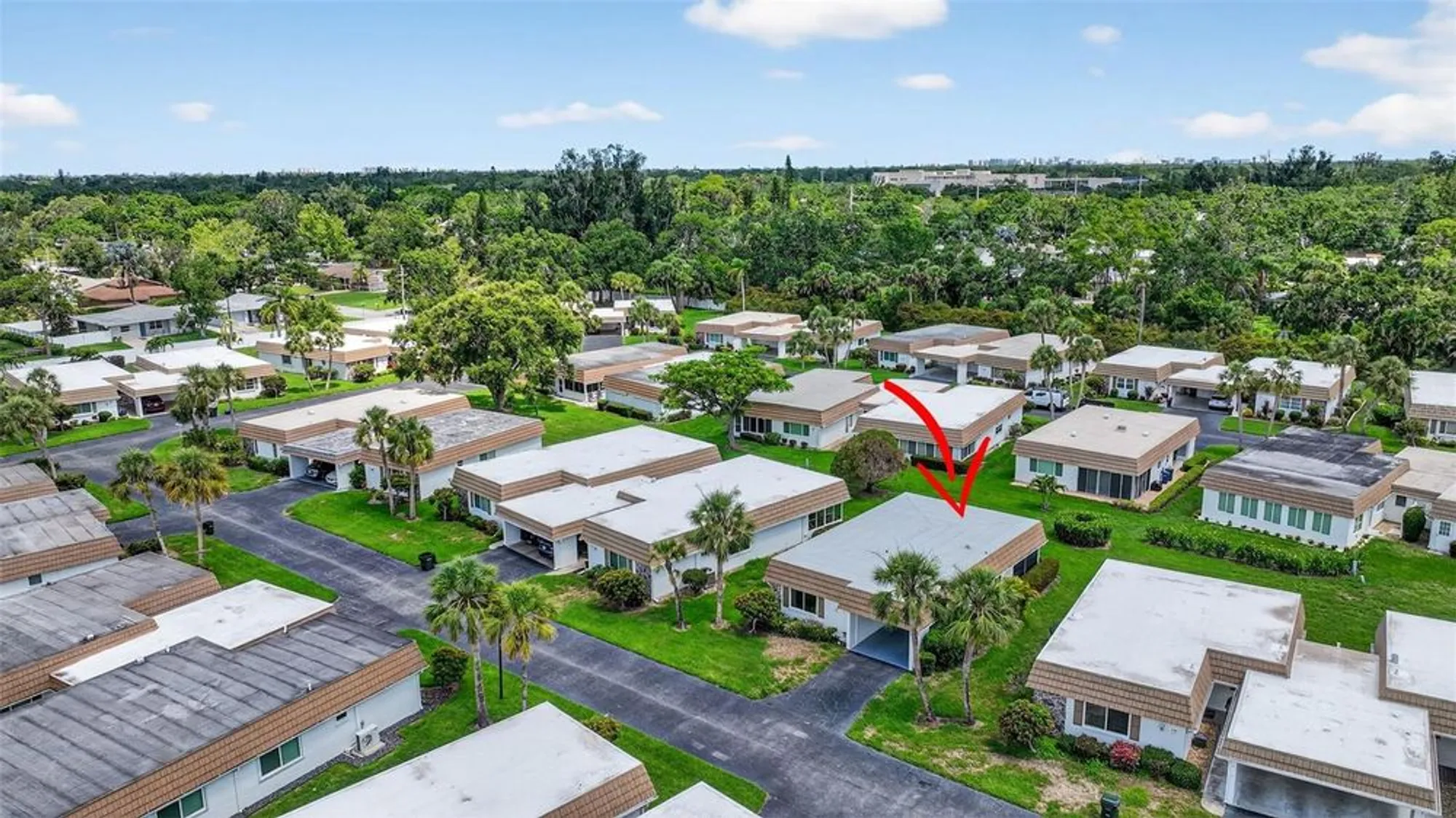 Property Slideshow image 24 of 34 | 2733 riverbluff pl v57, Sarasota, FL, 34231