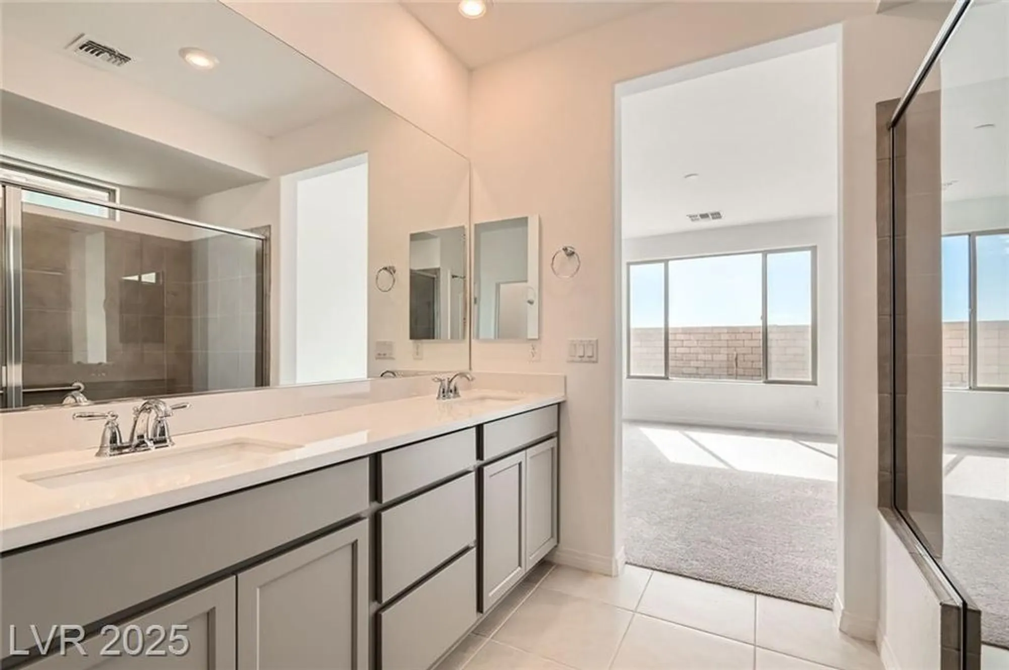 Property Slideshow image 19 of 29 | 58 sun lily ln, Henderson, NV, 89011