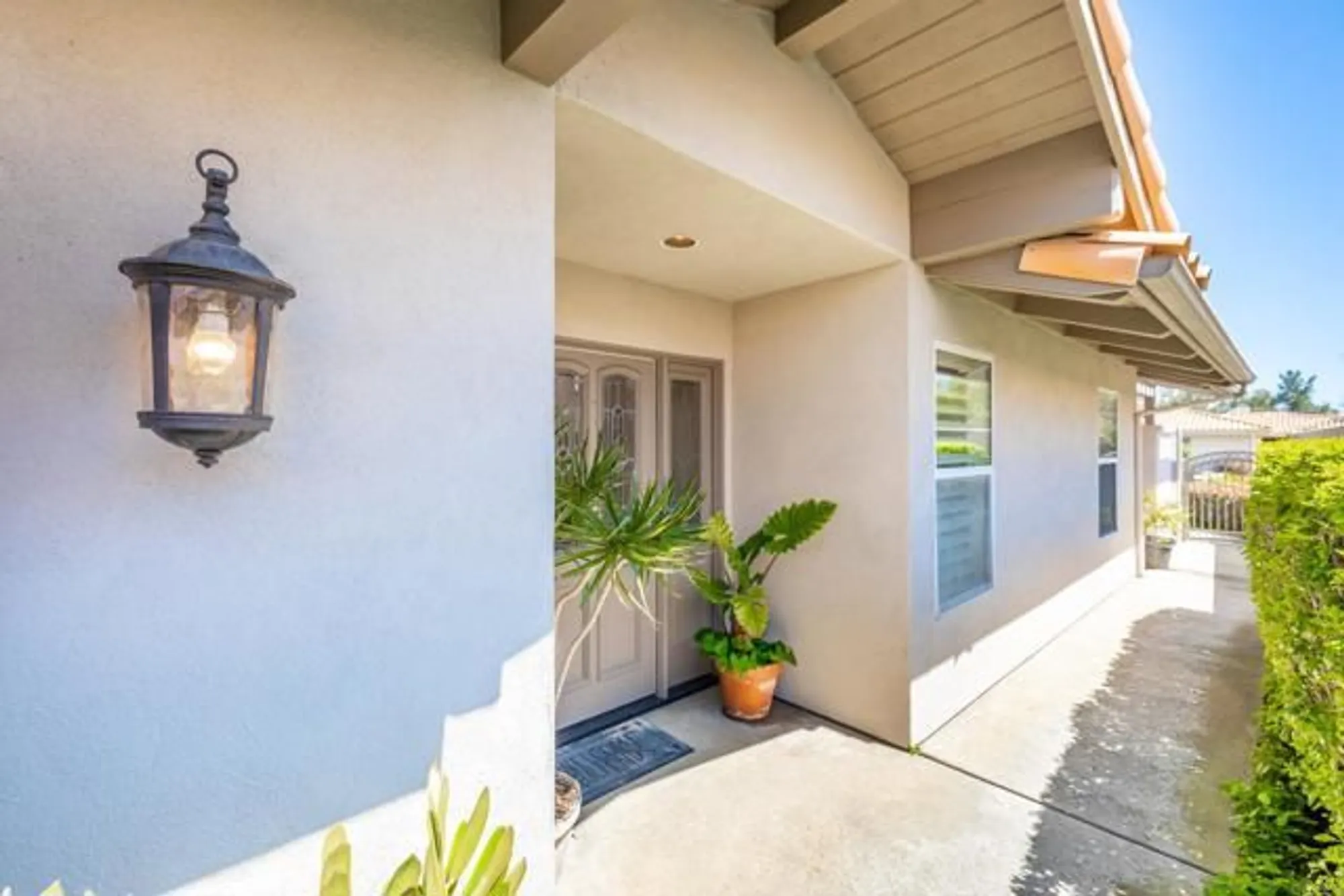 Property Slideshow image 9 of 58 | 1057 ridge heights dr, Fallbrook, CA, 92028