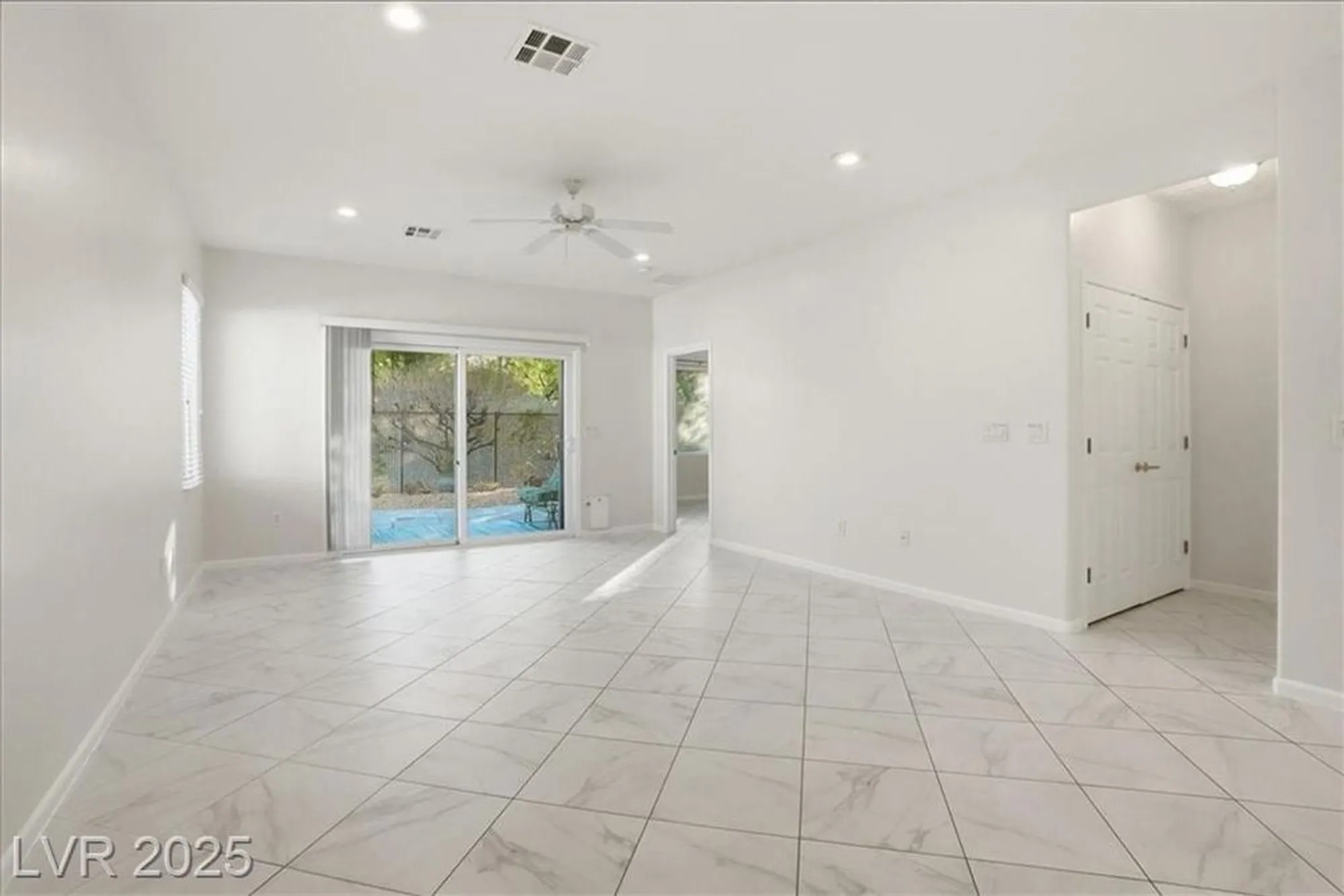 Property Slideshow image 5 of 34 | 2508 nashira st, Henderson, NV, 89044