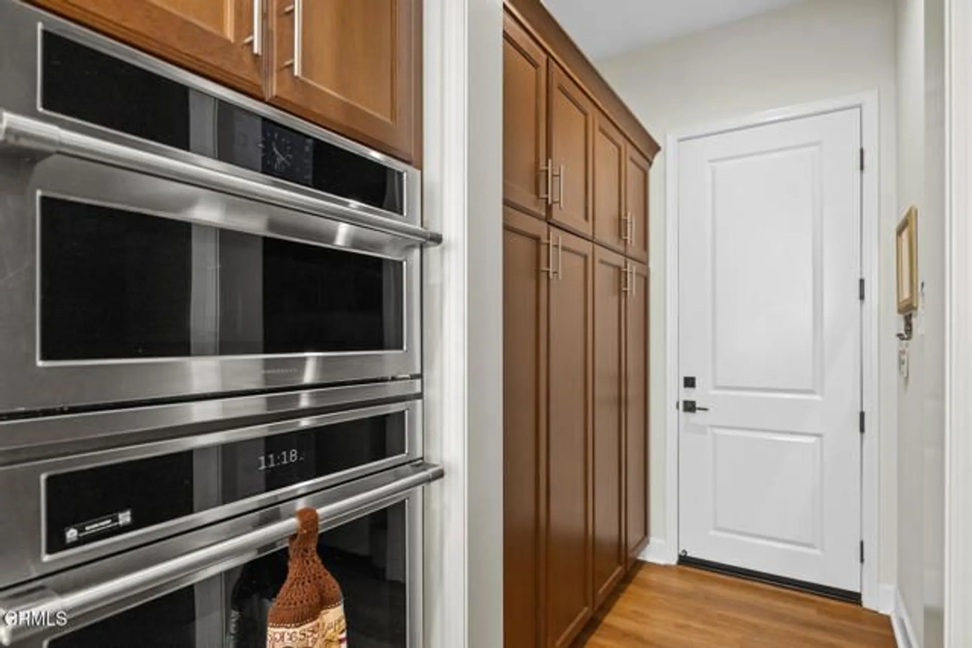 Property Slideshow image 17 of 76 | 2188 jovana ct, Camarillo, CA, 93012