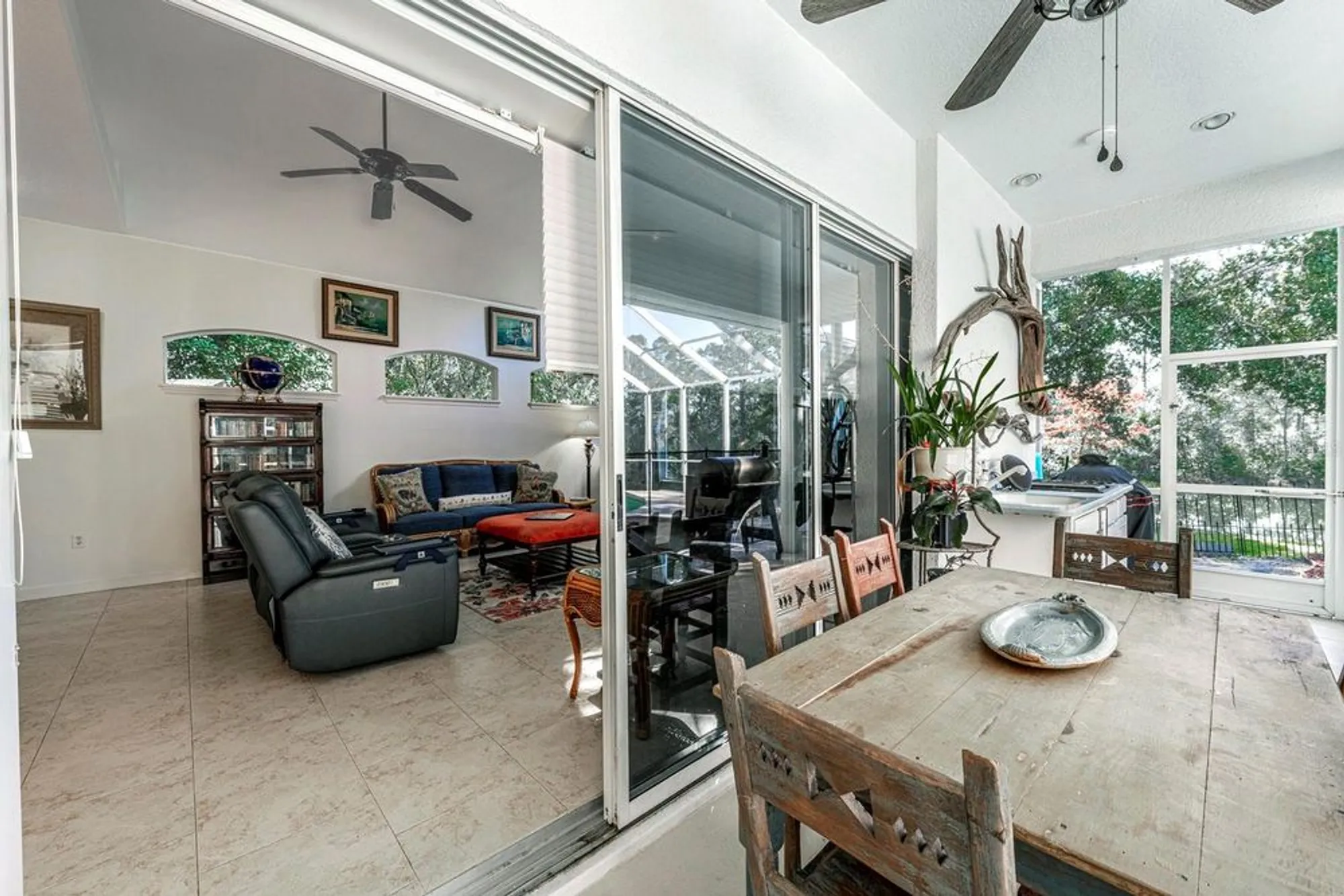 Property Slideshow image 25 of 64 | 5061 greenbriar trl, Mount Dora, FL, 32757