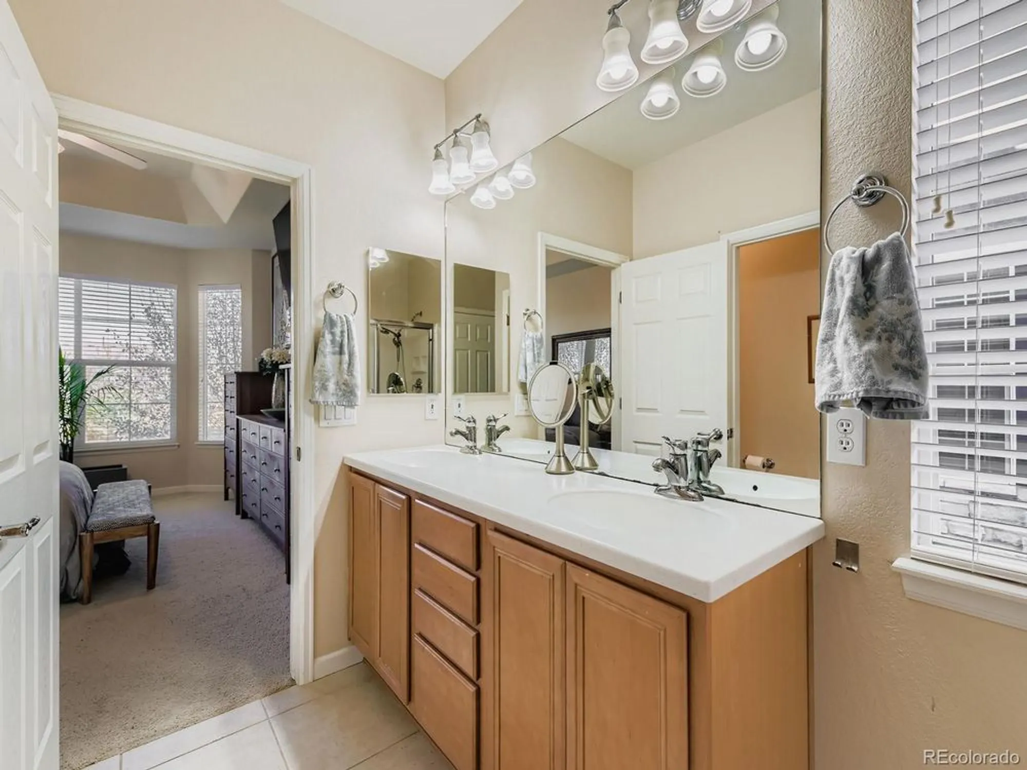 Property Slideshow image 14 of 29 | 16545 antero cir, Broomfield, CO, 80023