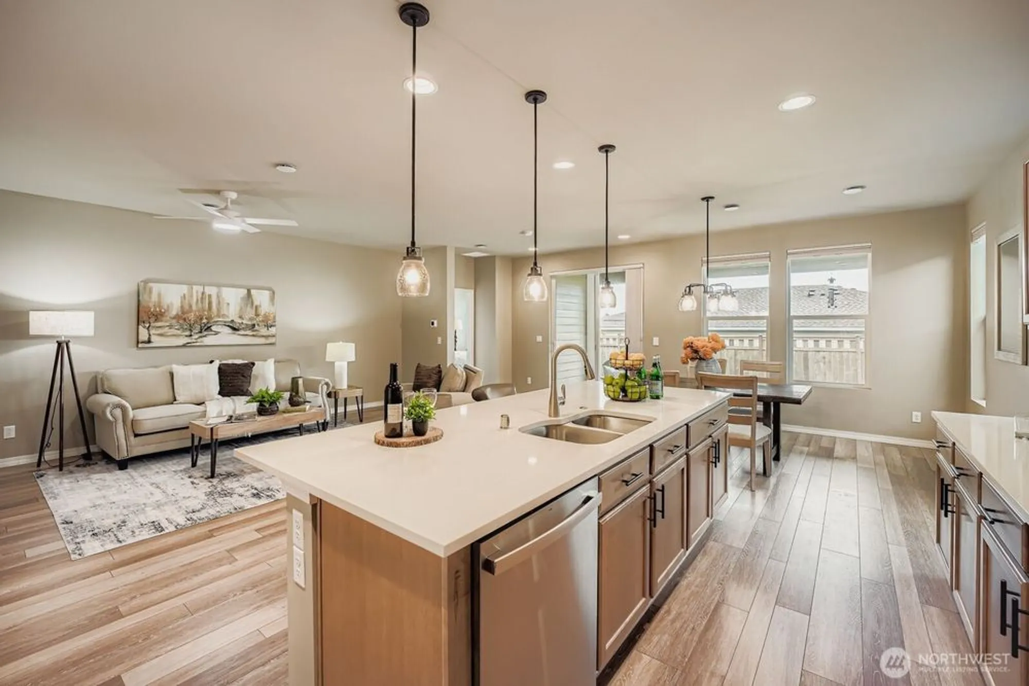 Property Slideshow image 10 of 30 | 15206 183rd ave e unit e, Bonney Lake, WA, 98391