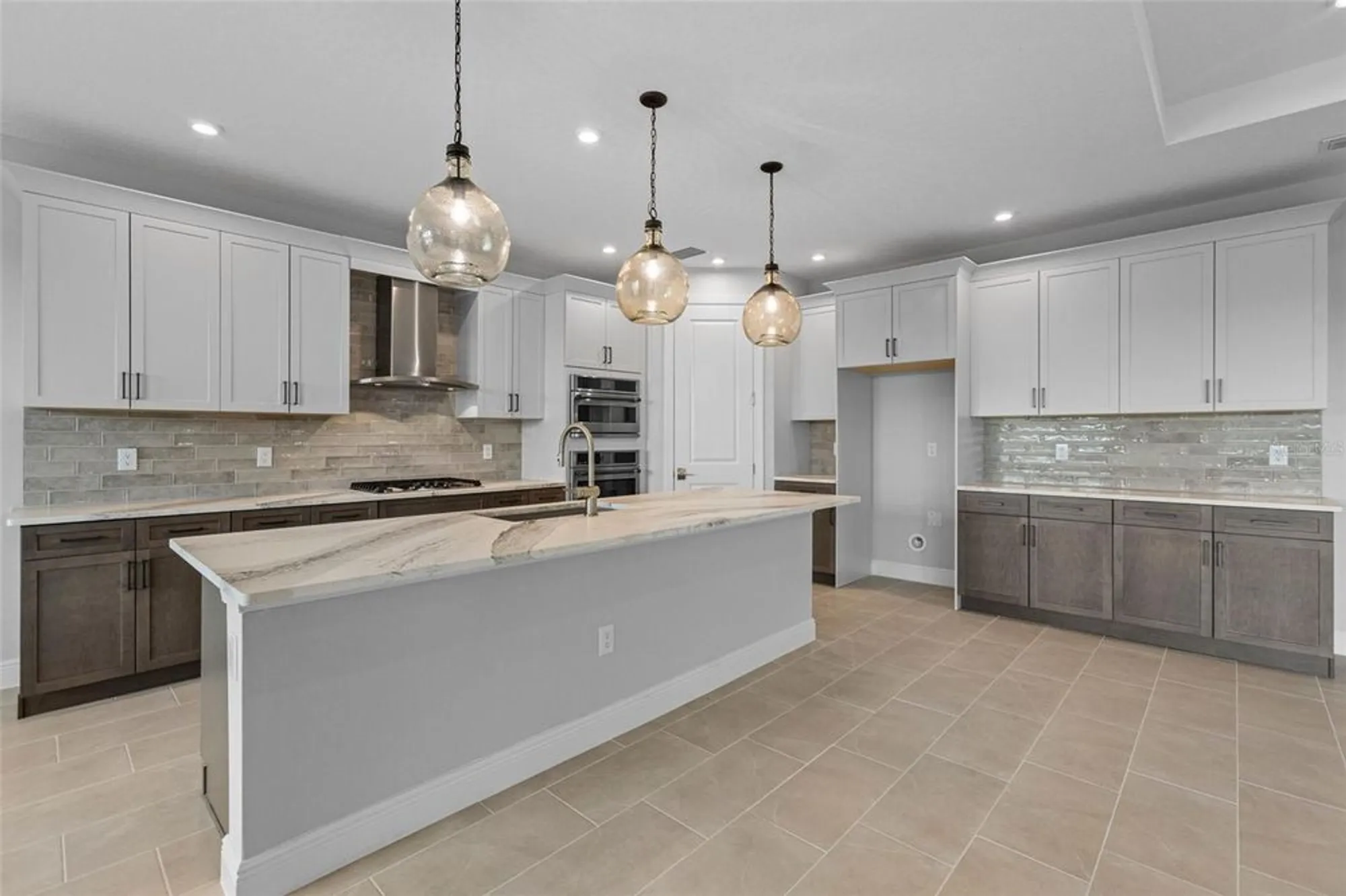 Property Slideshow image 4 of 41 | 14443 coastal woodland ln, Parrish, FL, 34219