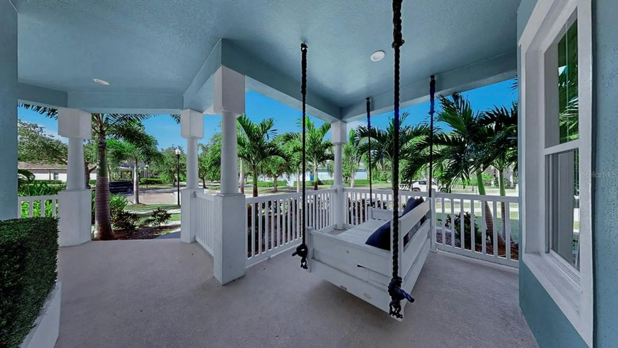 Property Slideshow image 15 of 64 | 609 manns harbor dr, Apollo Beach, FL, 33572