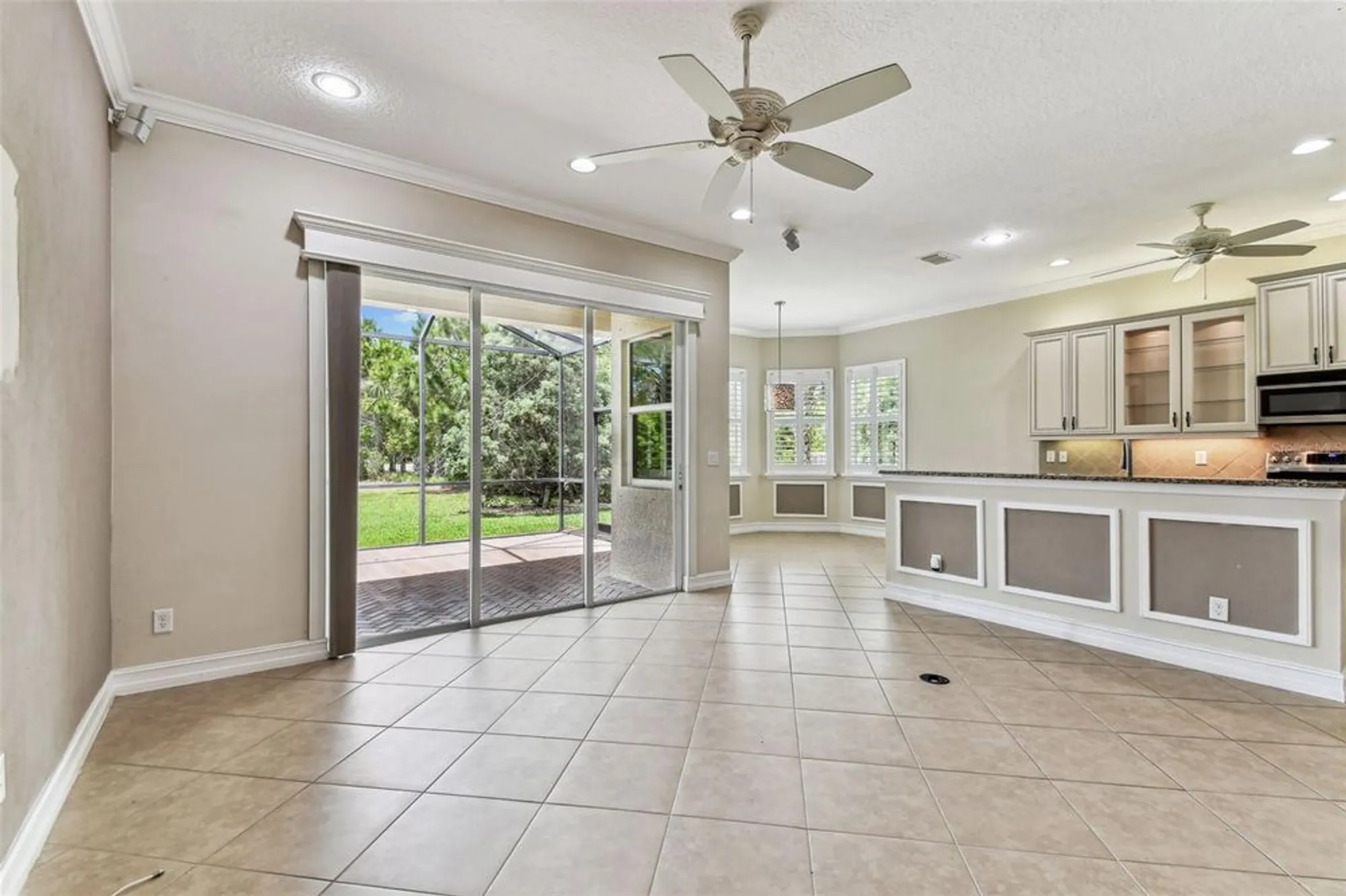 Property Slideshow image 25 of 100 | 16101 cape coral dr, Wimauma, FL, 33598