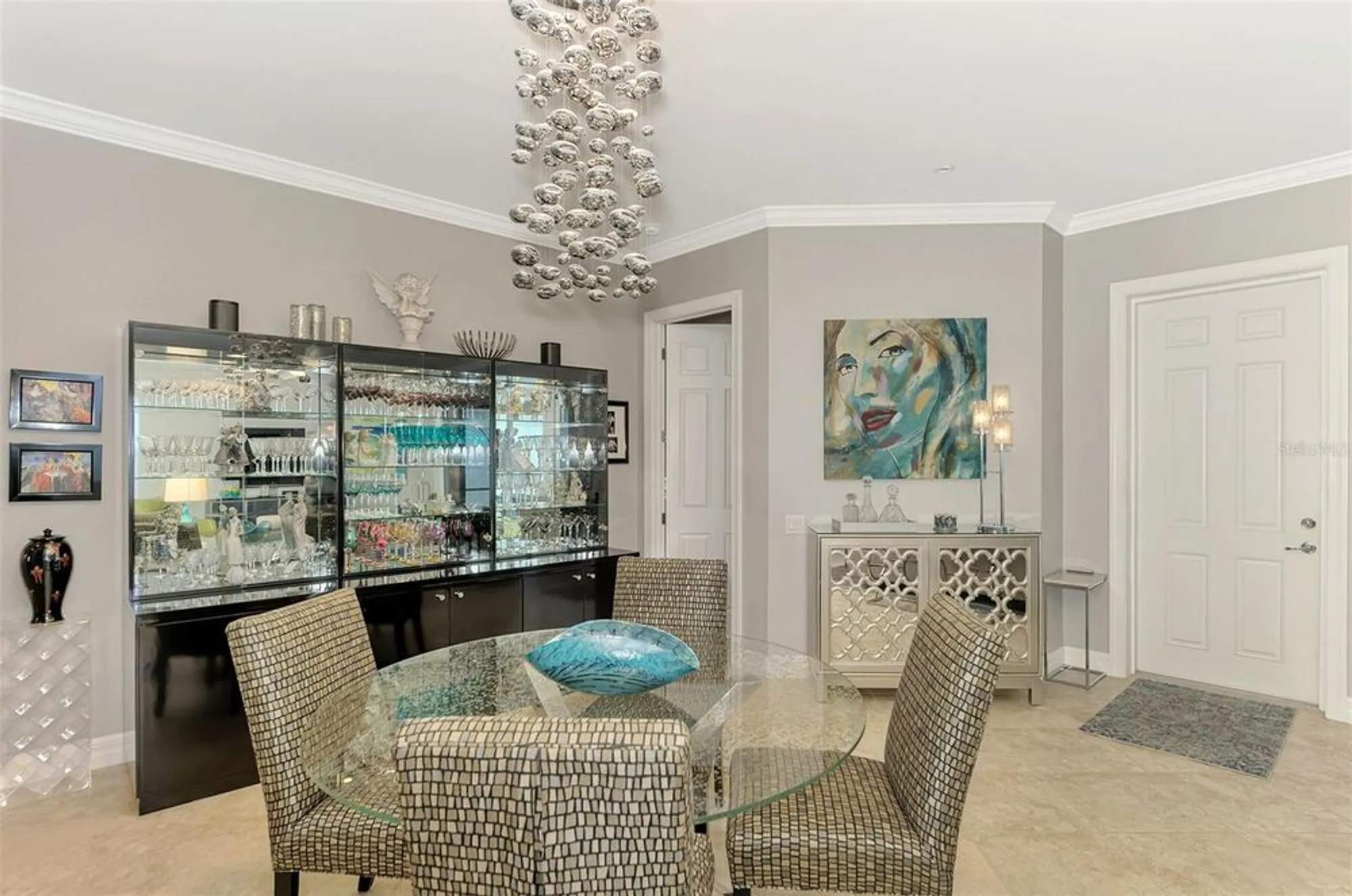 Property Slideshow image 13 of 59 | 5748 fossano dr, Sarasota, FL, 34238